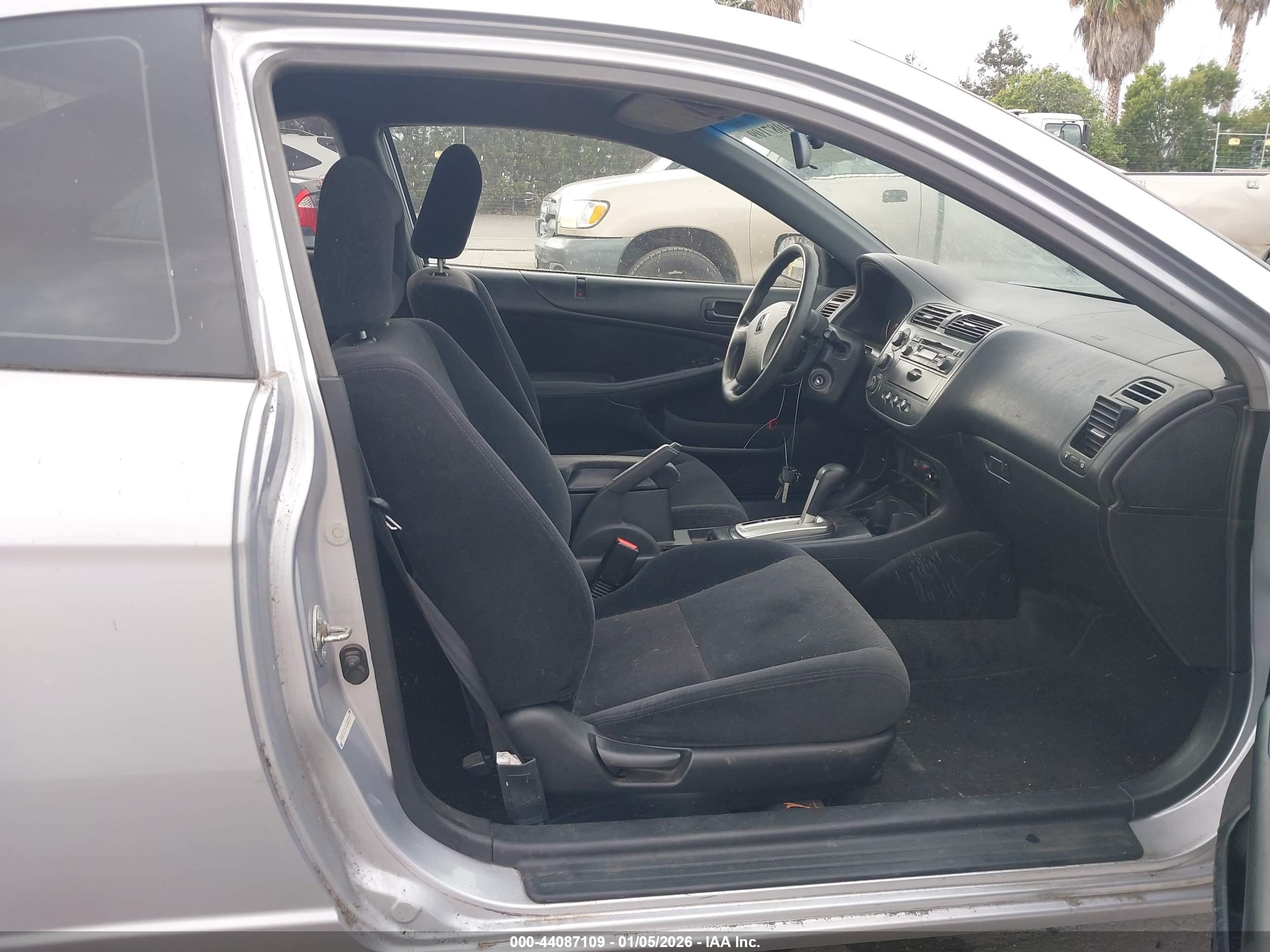 HONDA CIVIC image 5