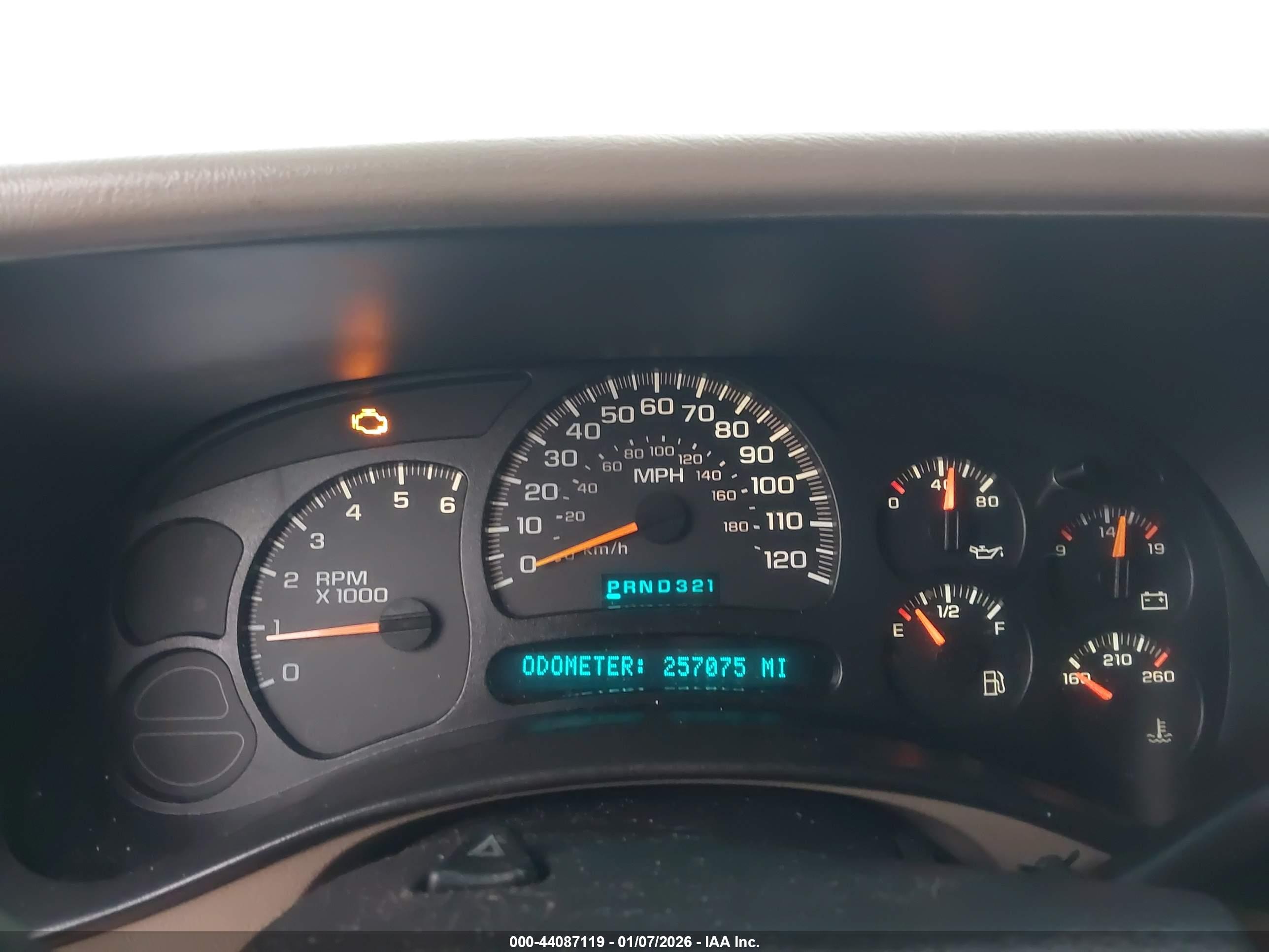 CHEVROLET TAHOE image 7