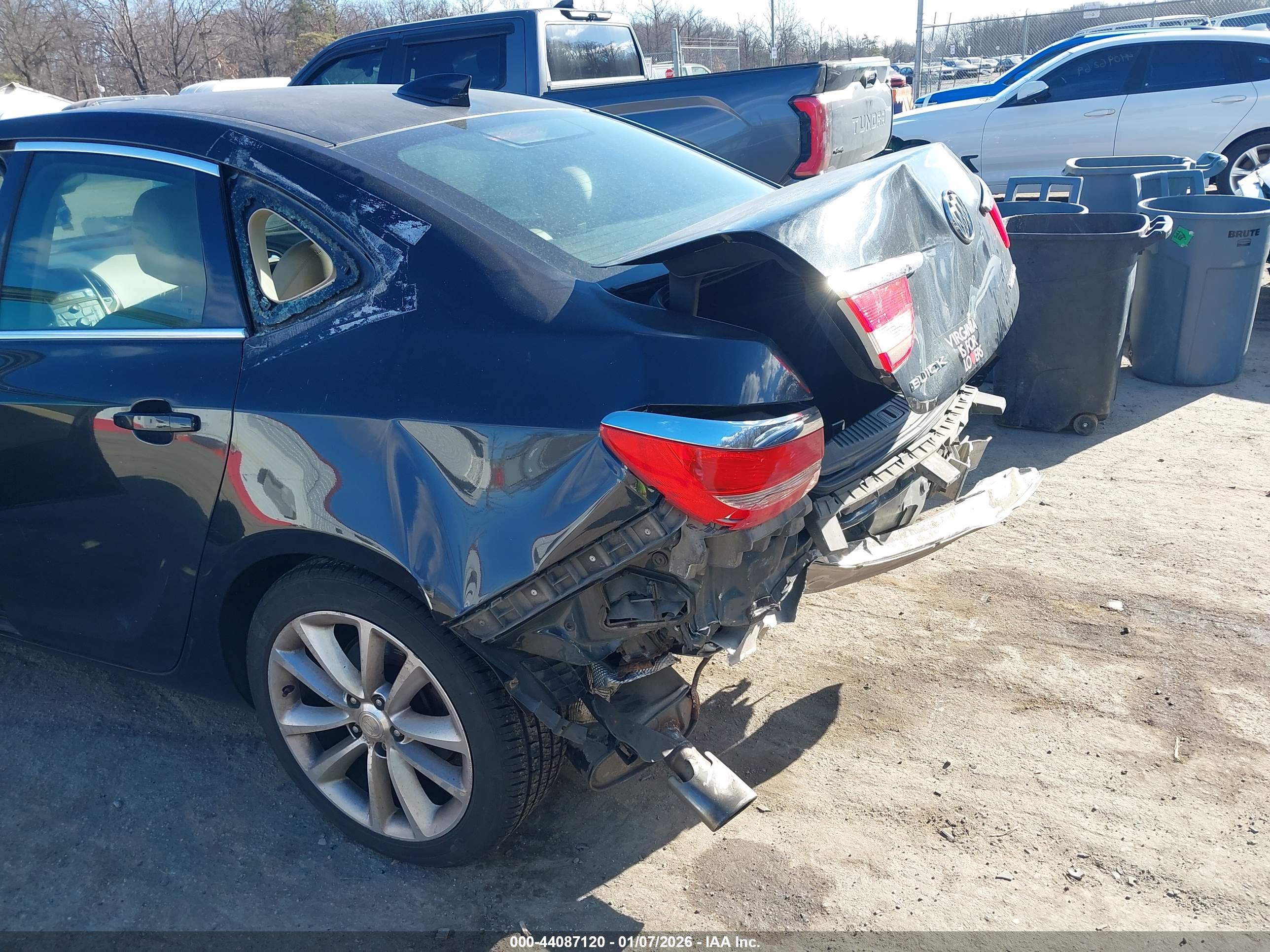BUICK VERANO image 6