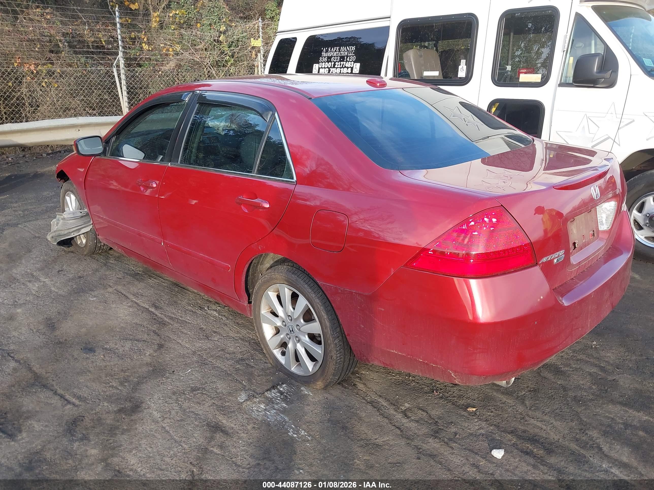 HONDA ACCORD image 3
