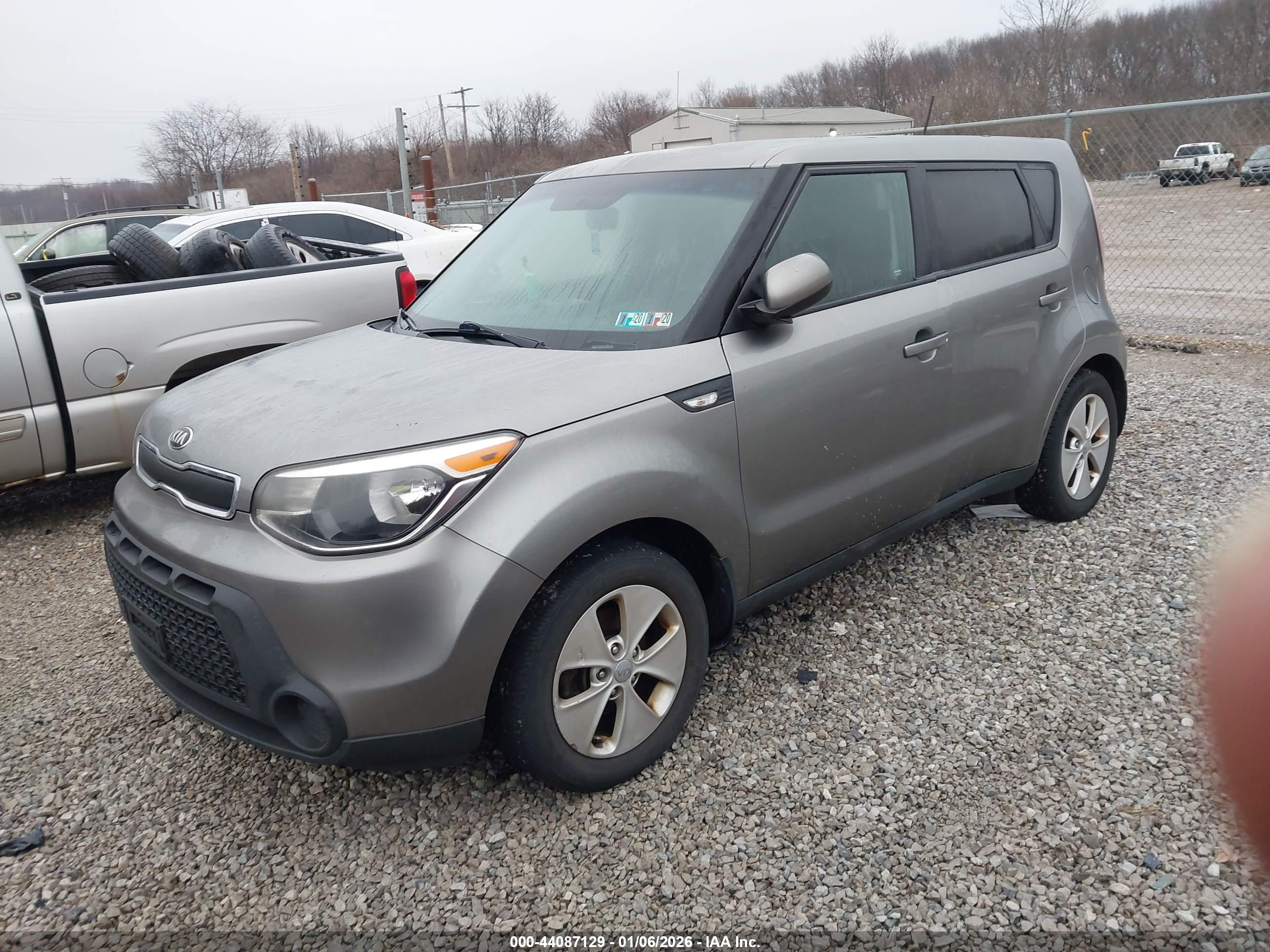 KIA SOUL image 2