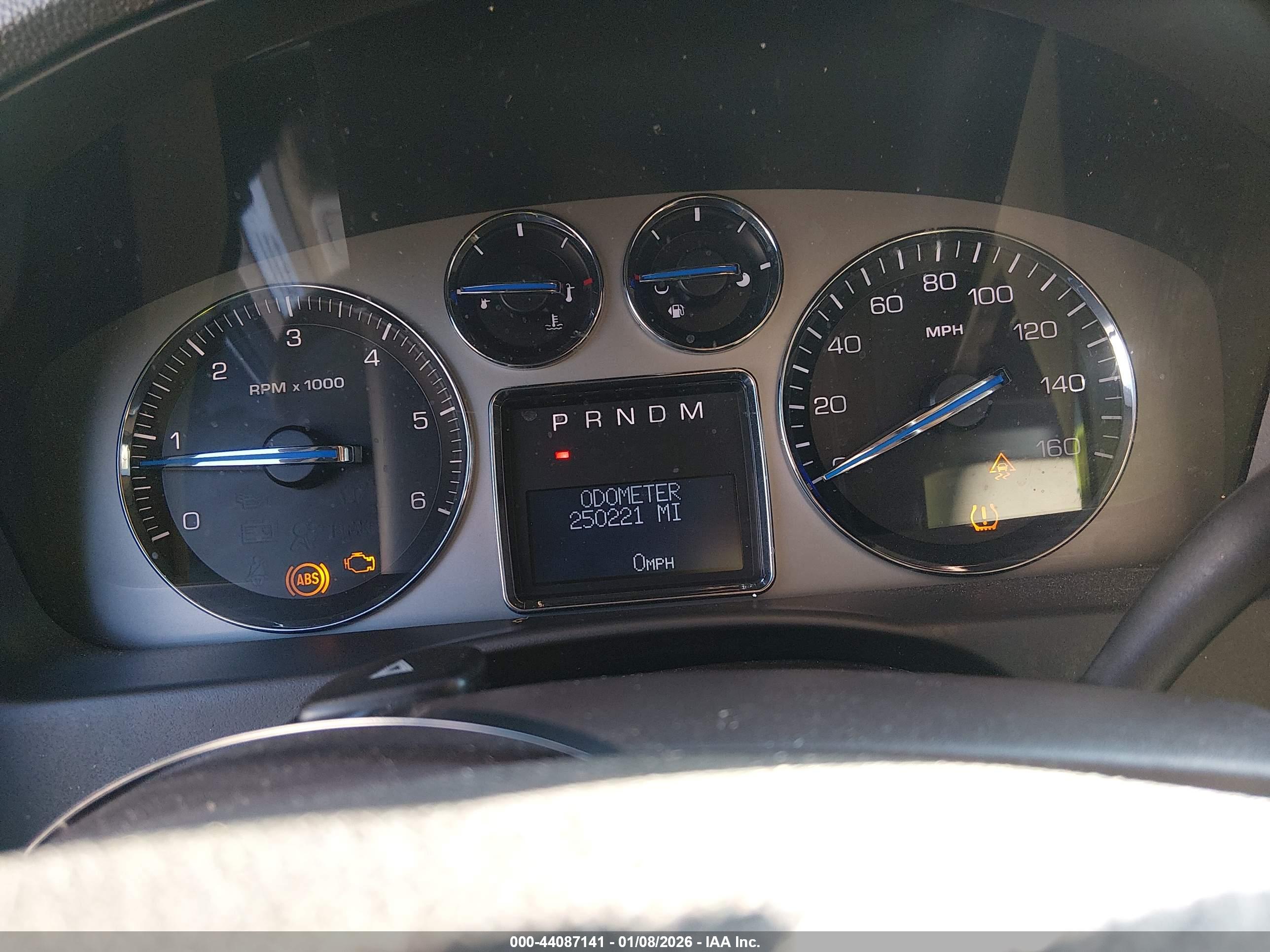 CADILLAC ESCALADE image 7