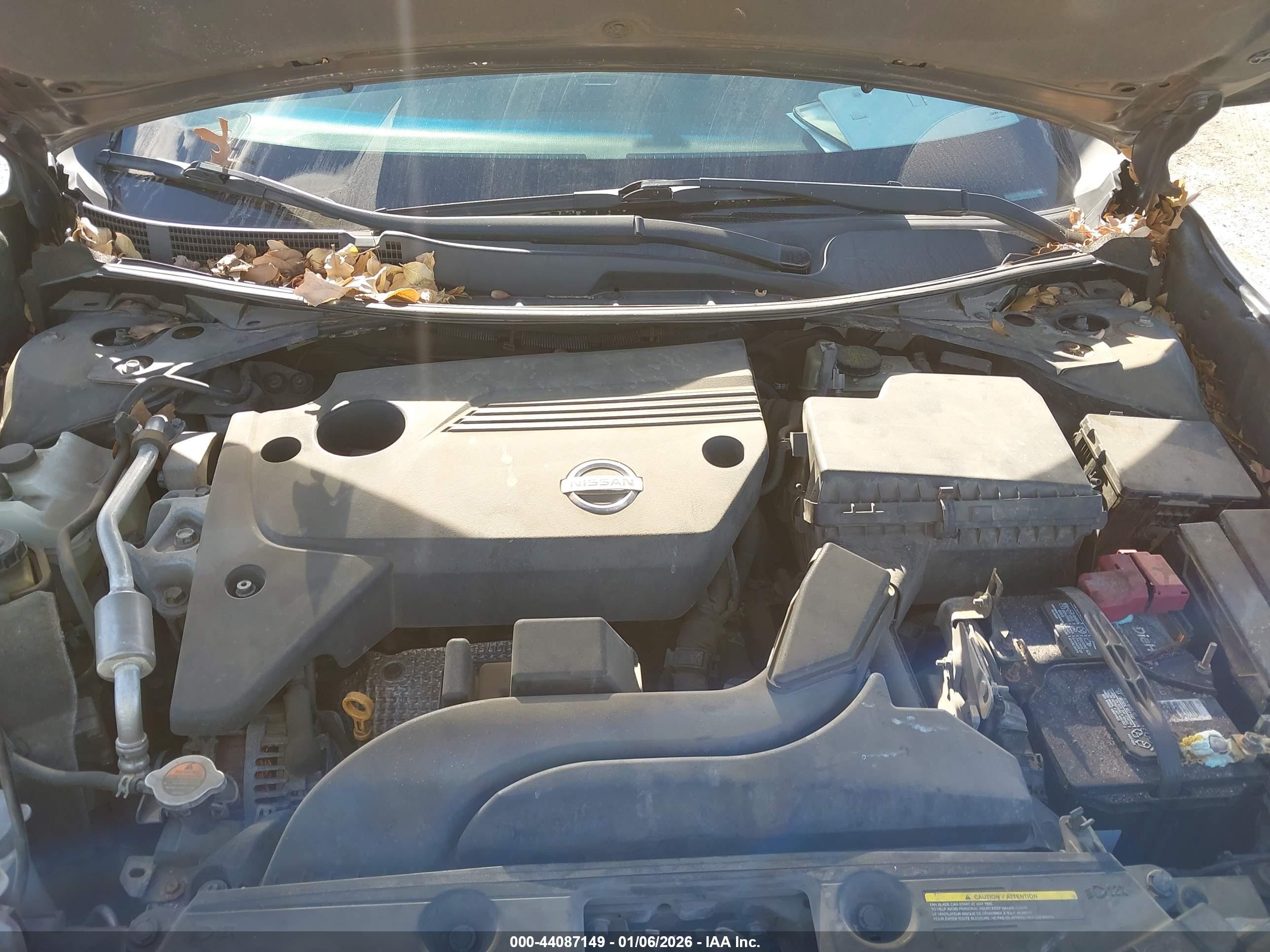 NISSAN ALTIMA image 10