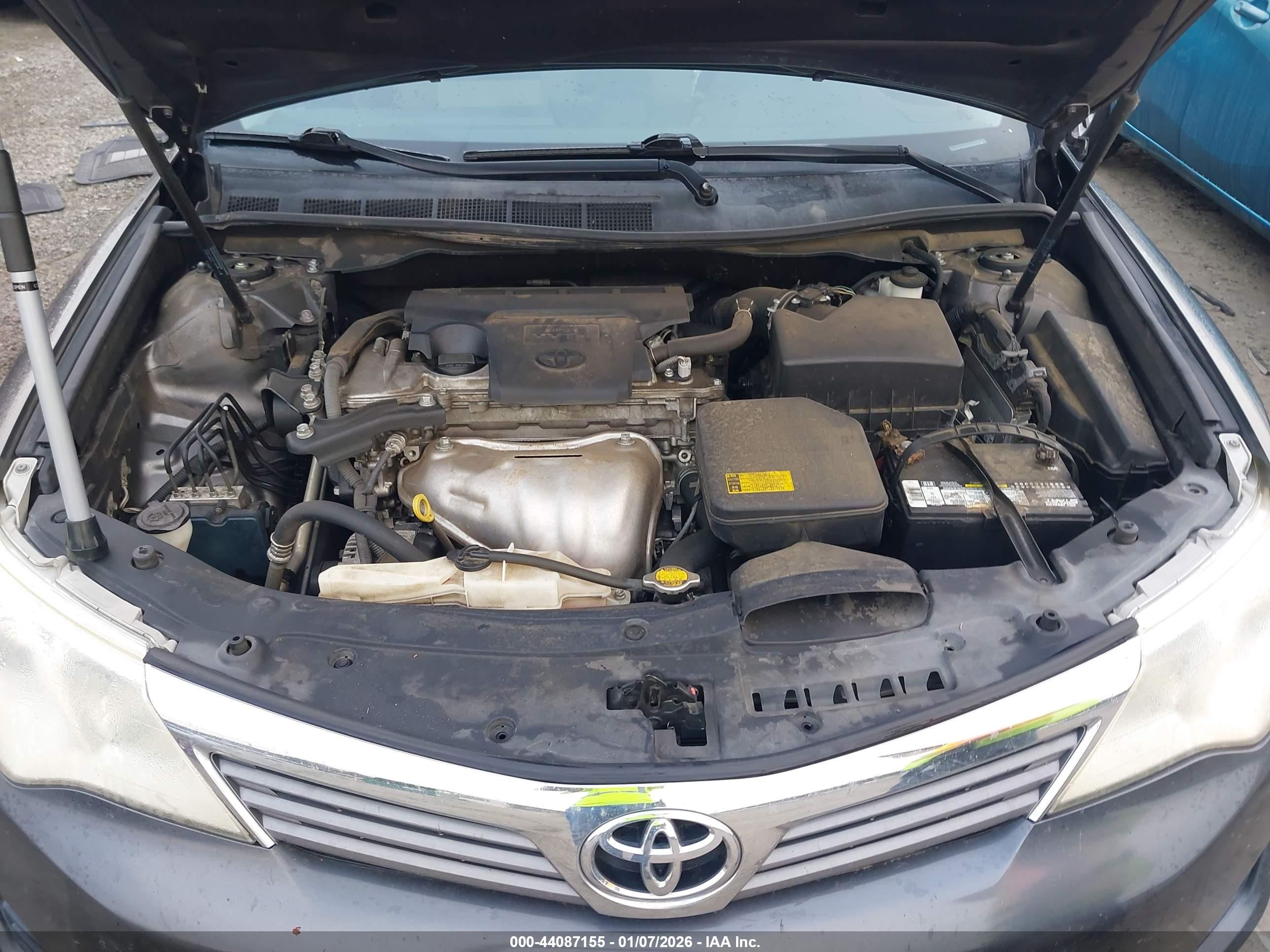 TOYOTA CAMRY image 10