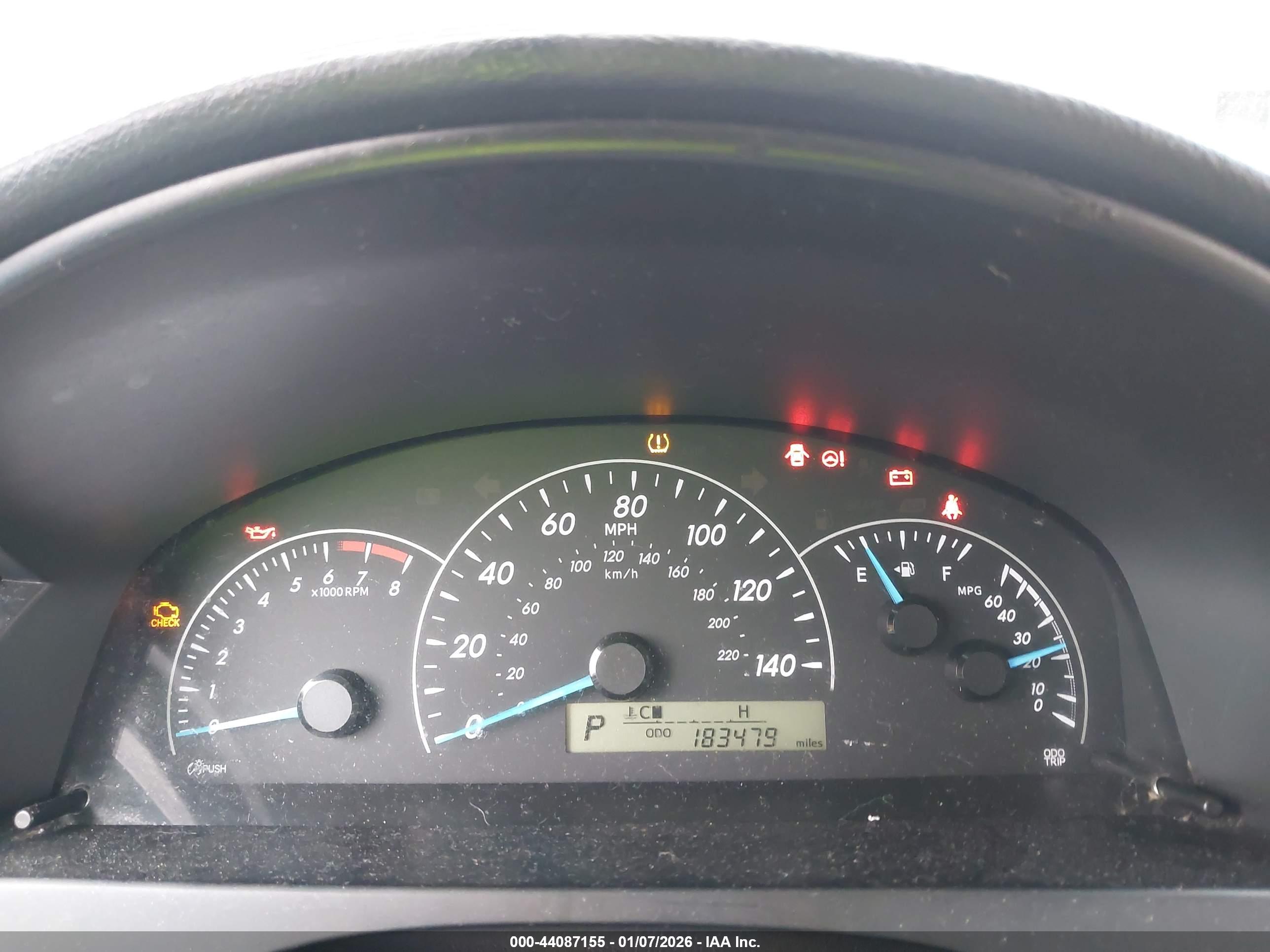 TOYOTA CAMRY image 7