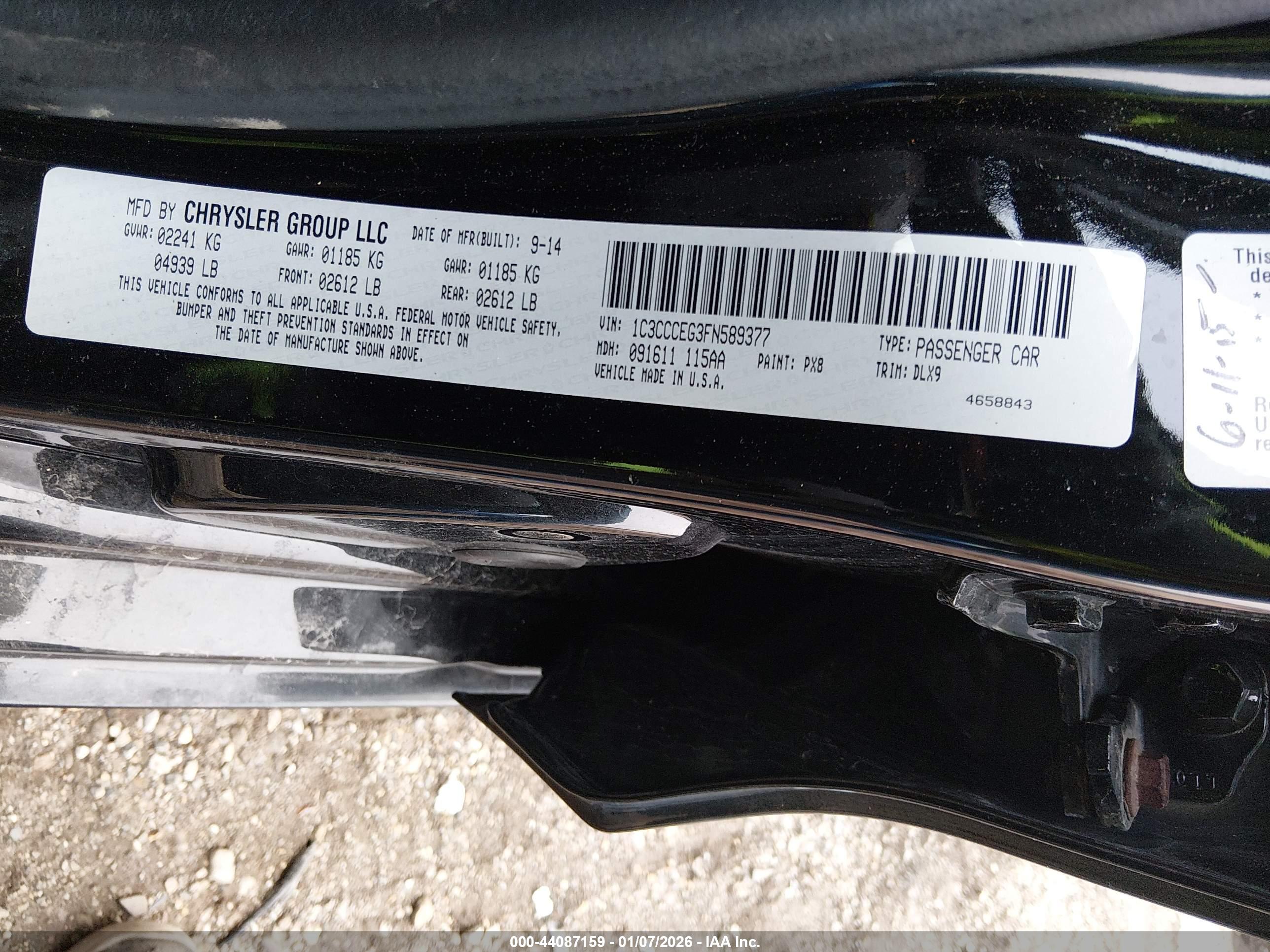 CHRYSLER 200 image 9