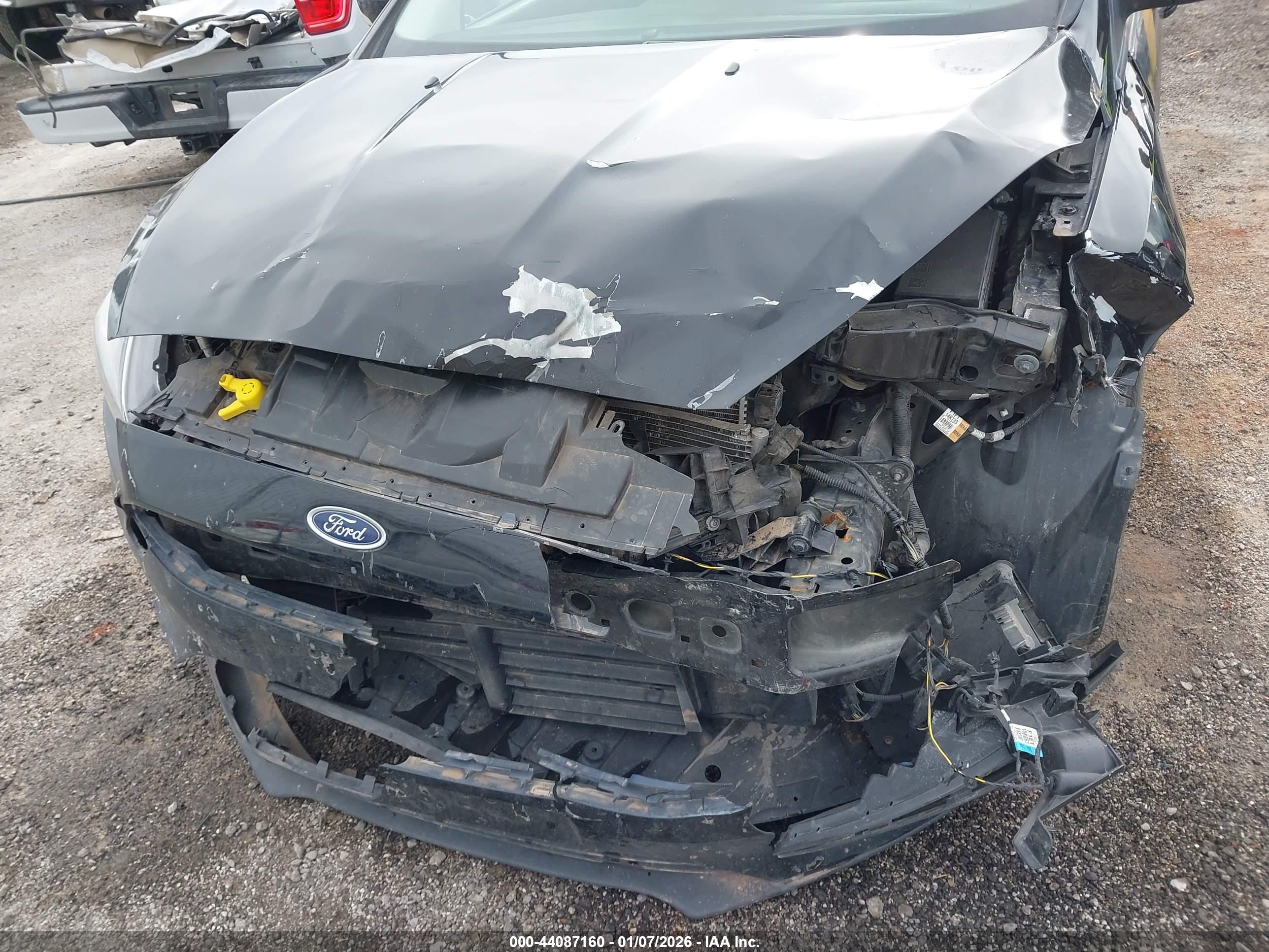 FORD FOCUS image 6