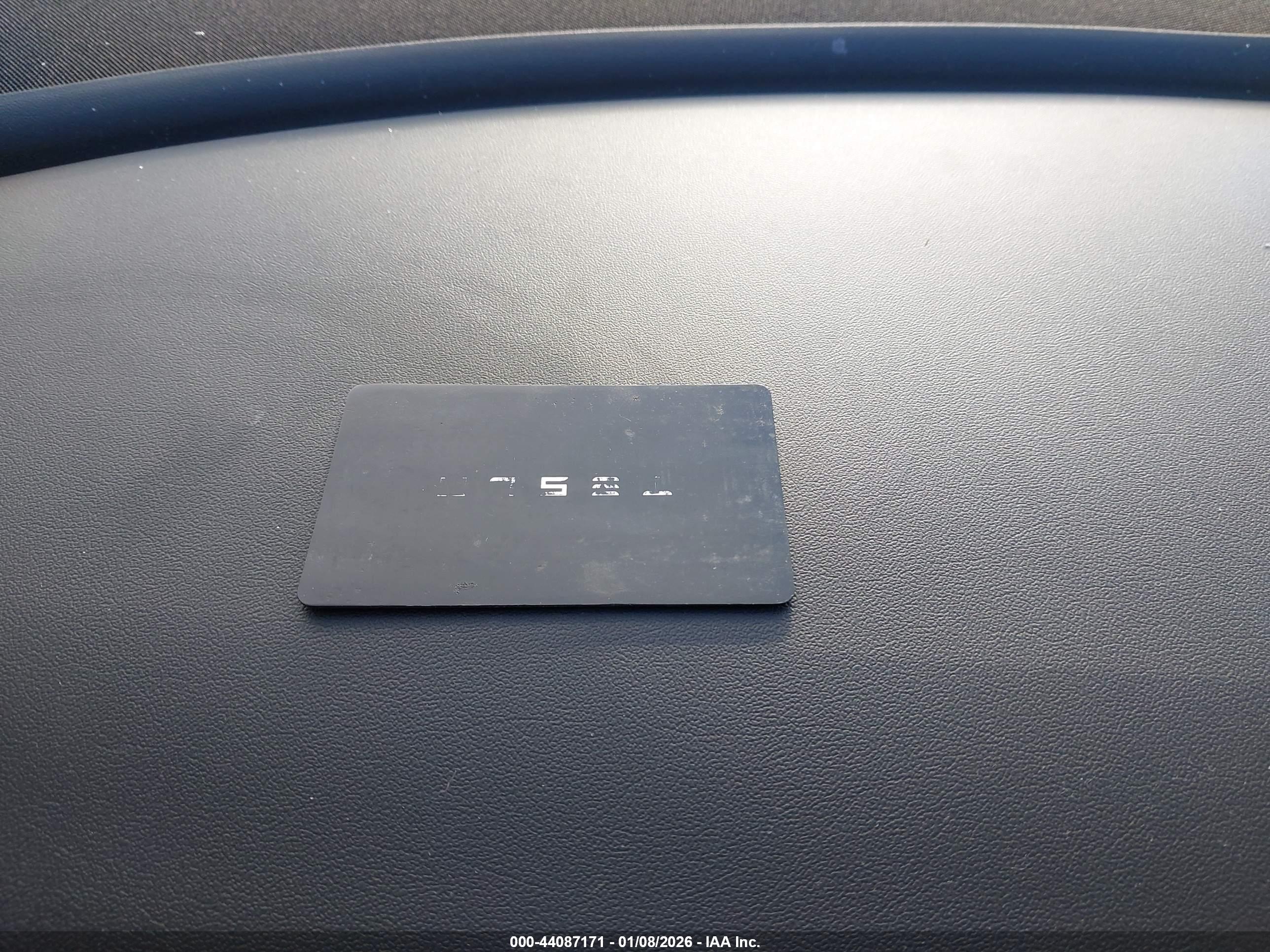 TESLA MODEL image 11