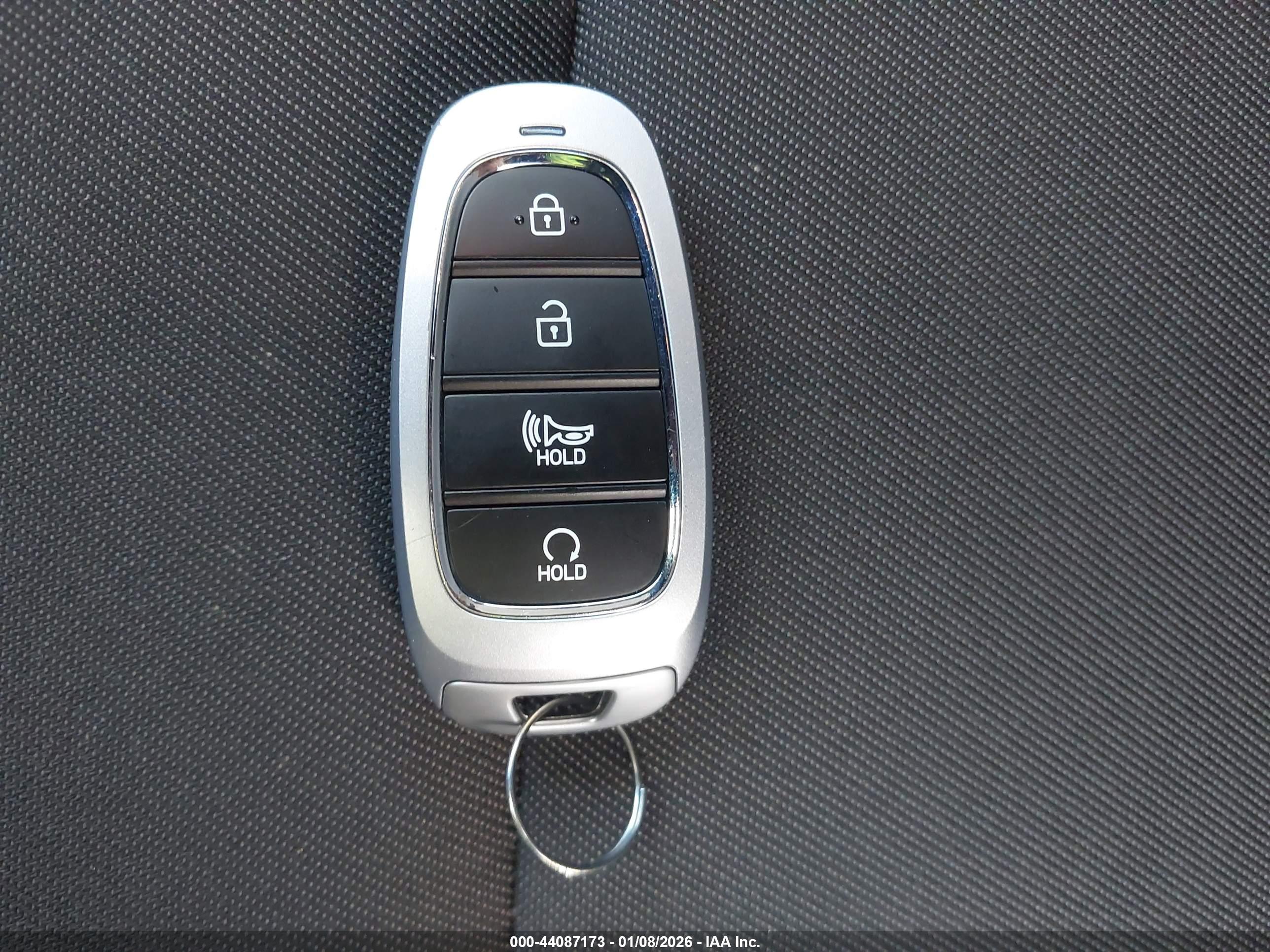 HYUNDAI TUCSON image 11
