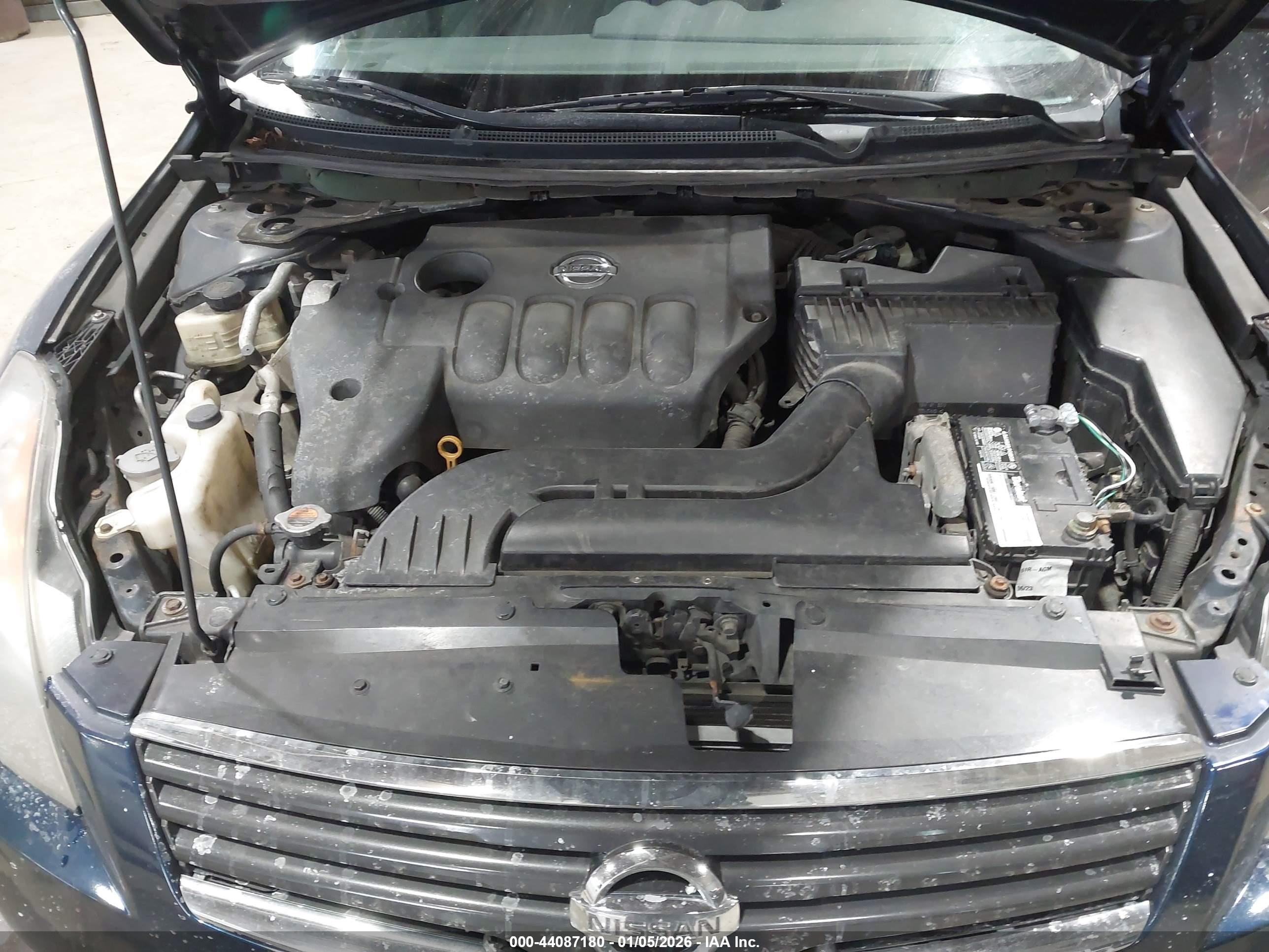 NISSAN ALTIMA image 10