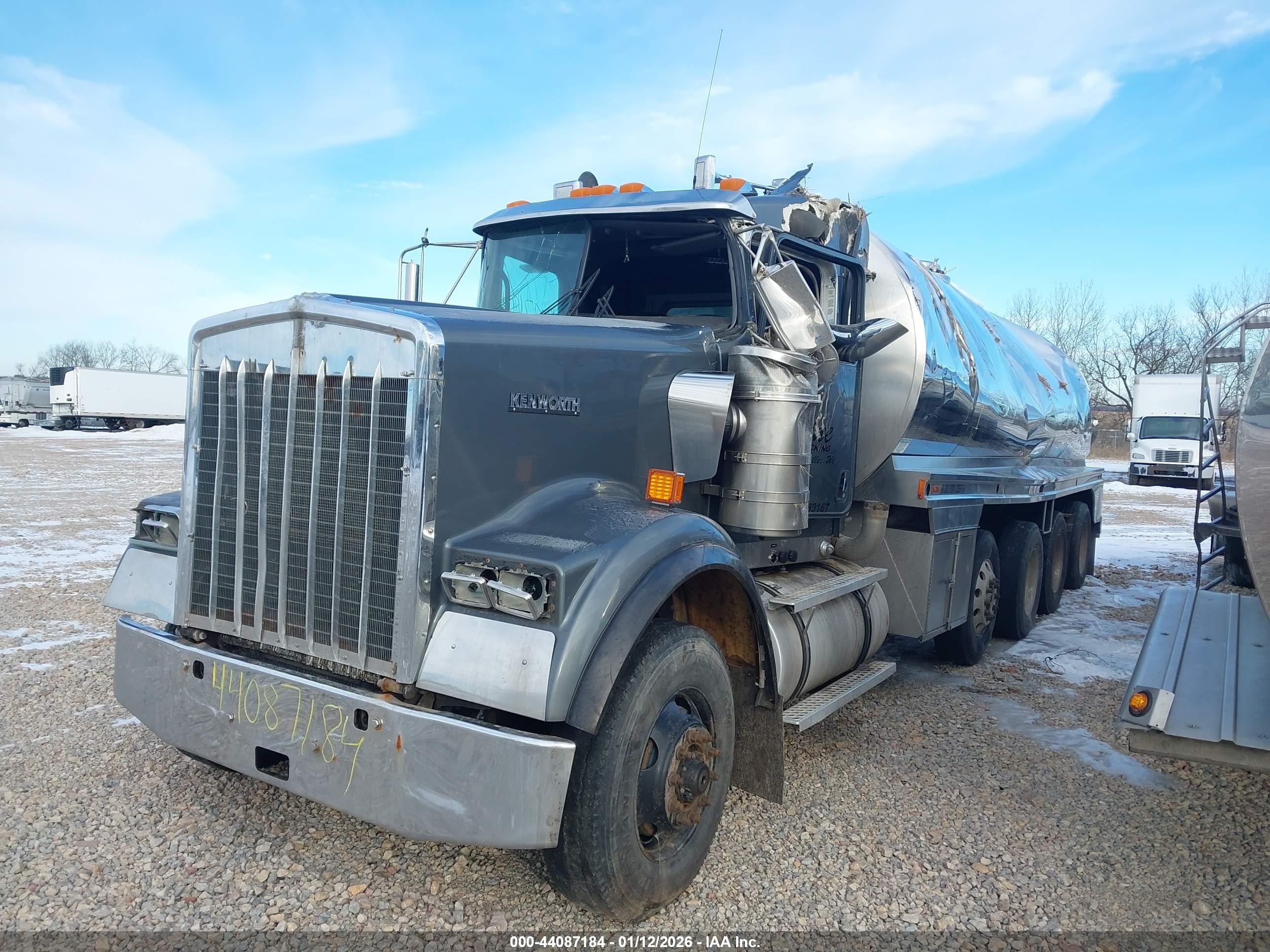 KENWORTH W900 image 2