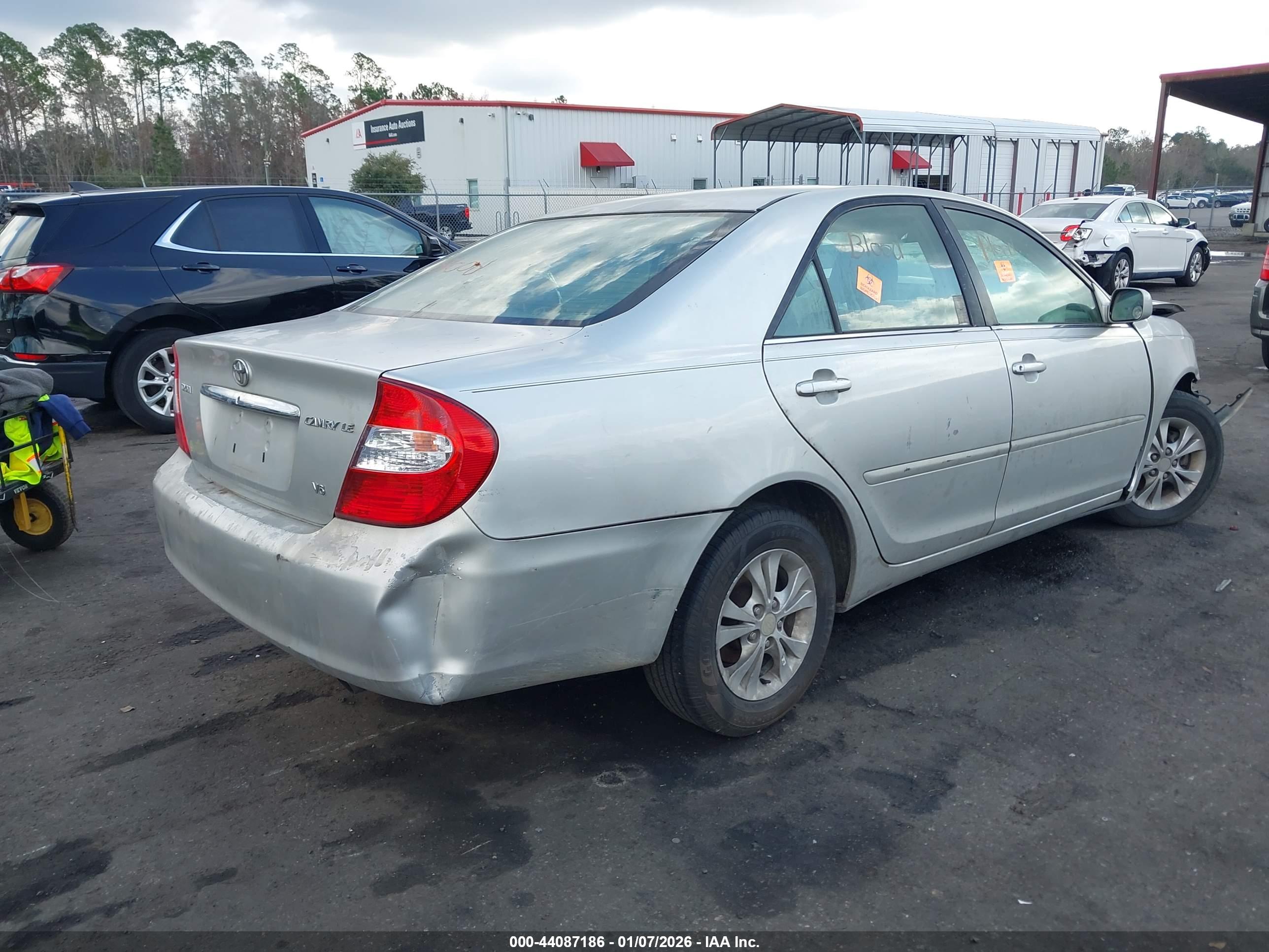 TOYOTA CAMRY image 4