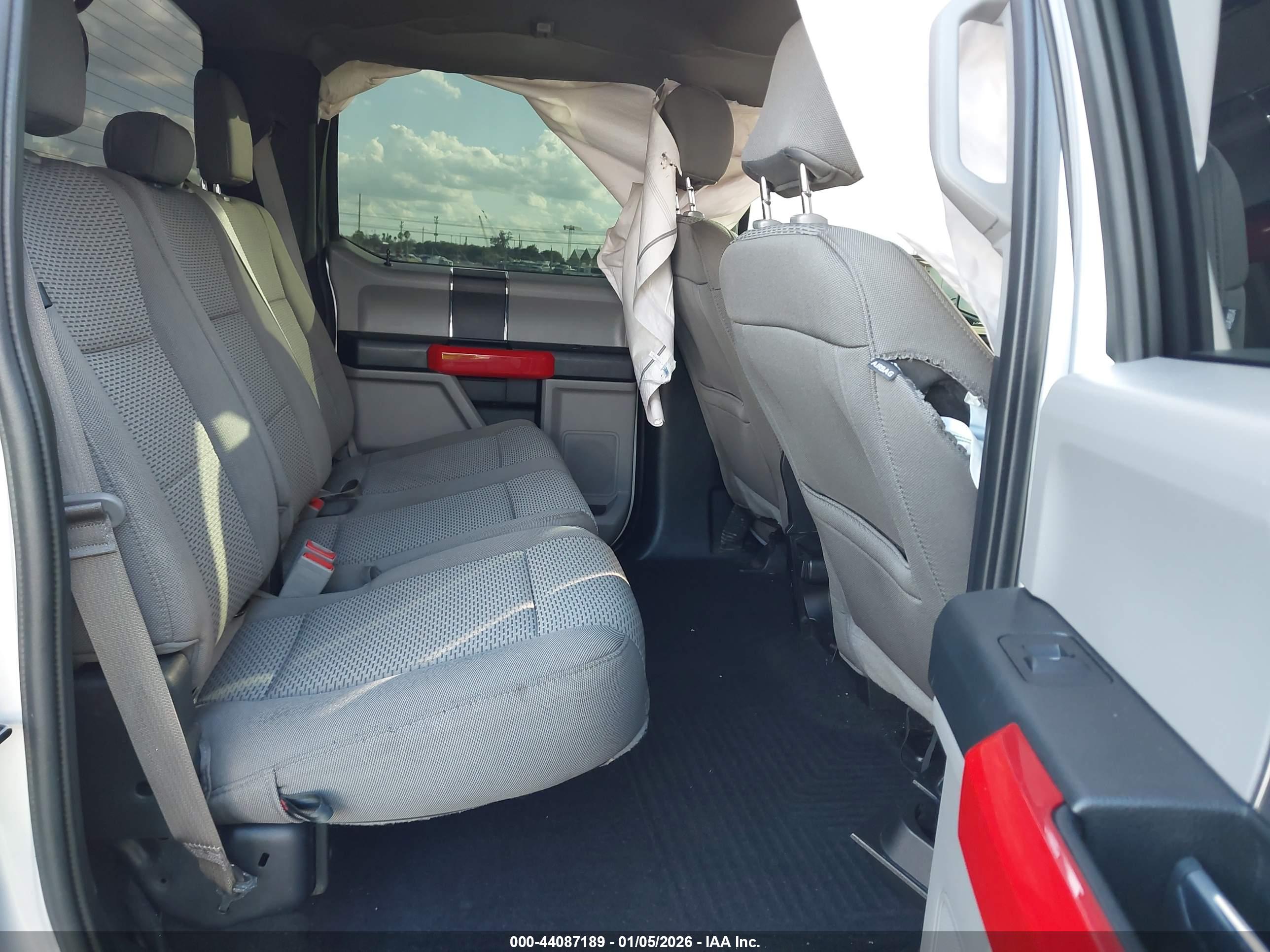 FORD F-150 image 8