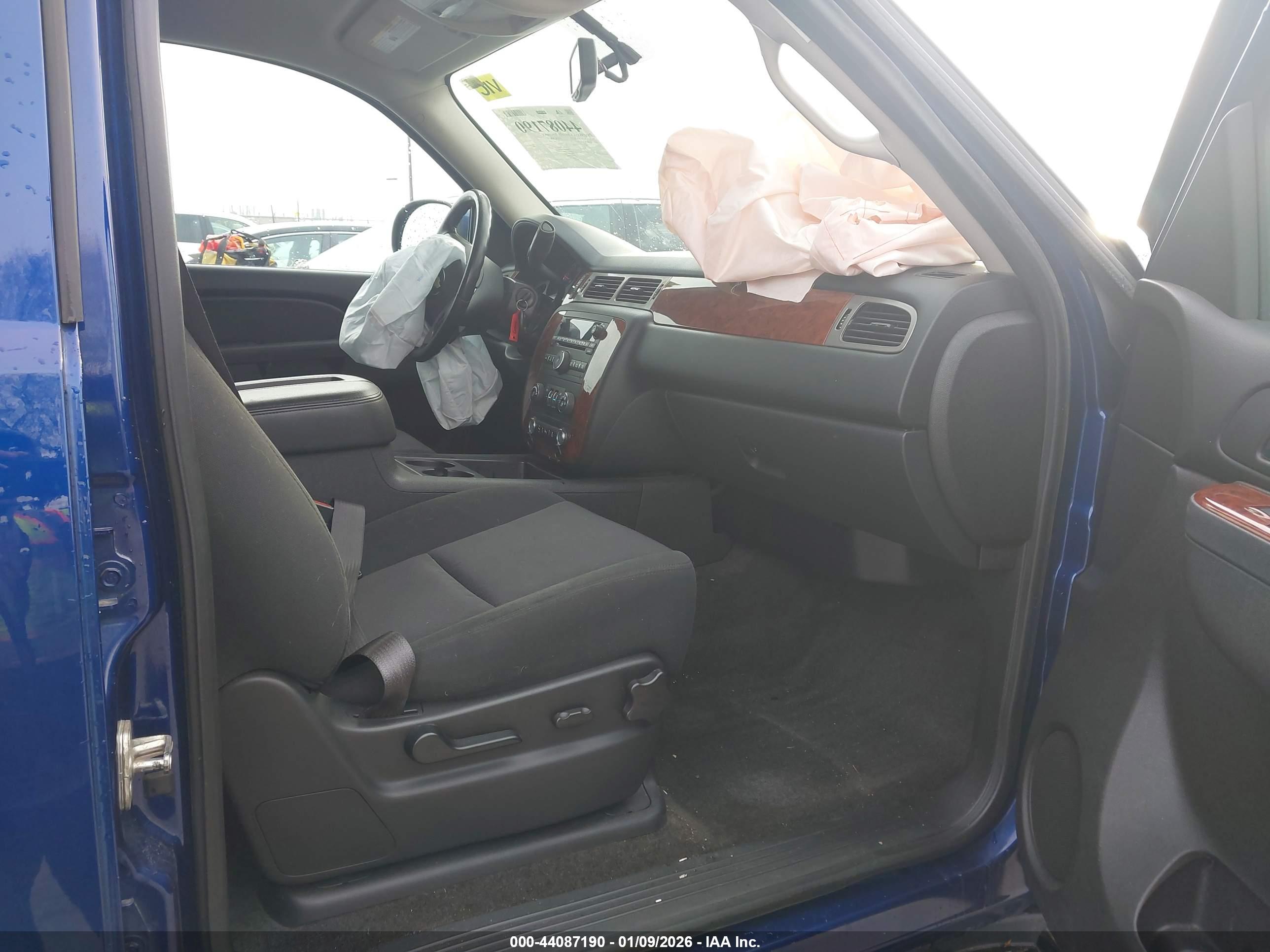 CHEVROLET AVALANCHE image 5