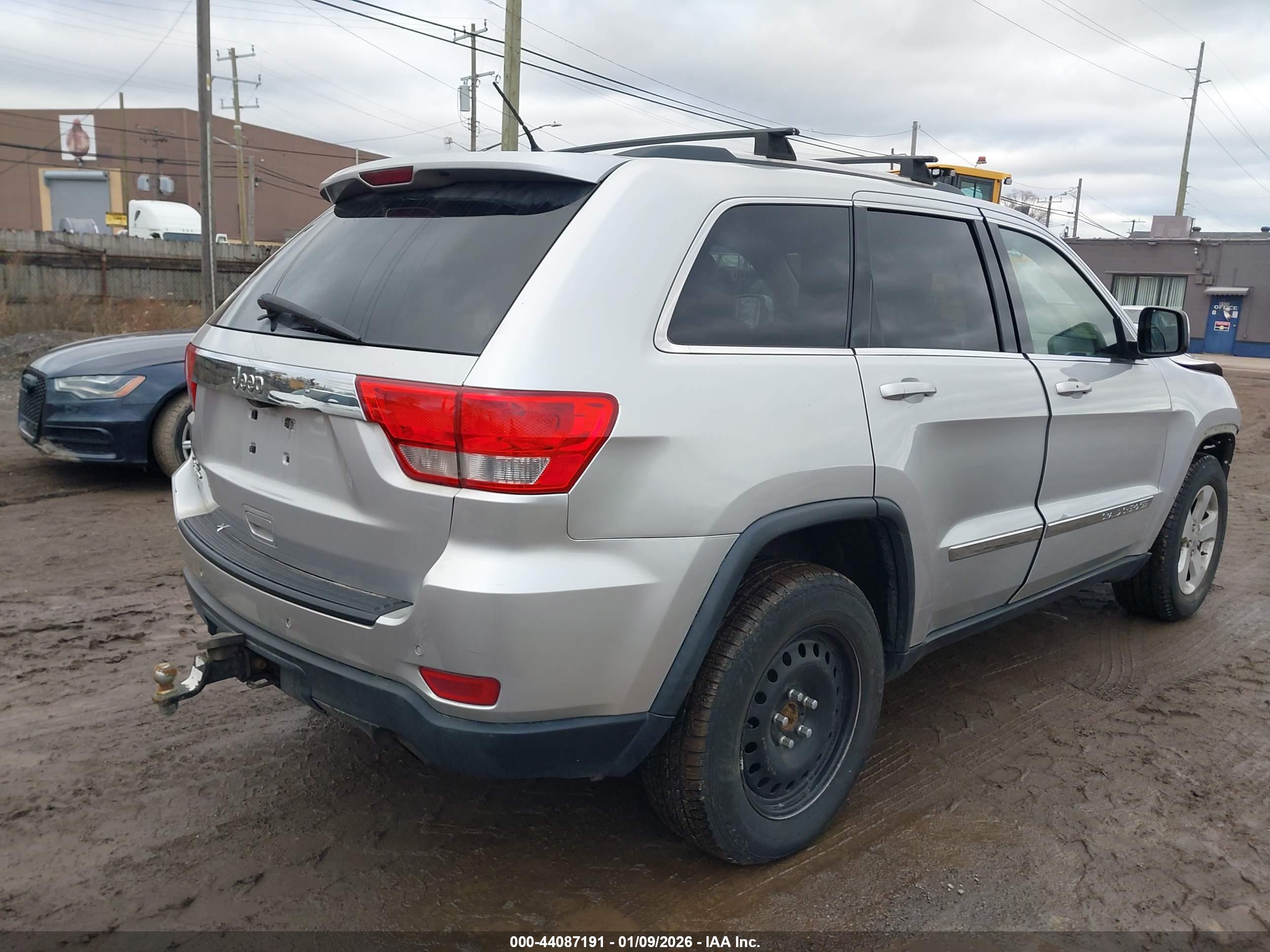 JEEP GRAND image 4