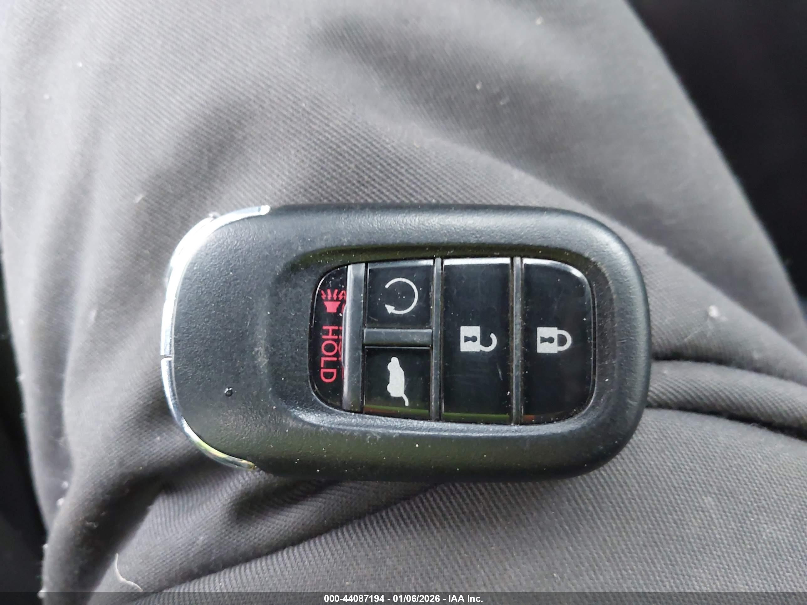 HONDA CR-V image 11