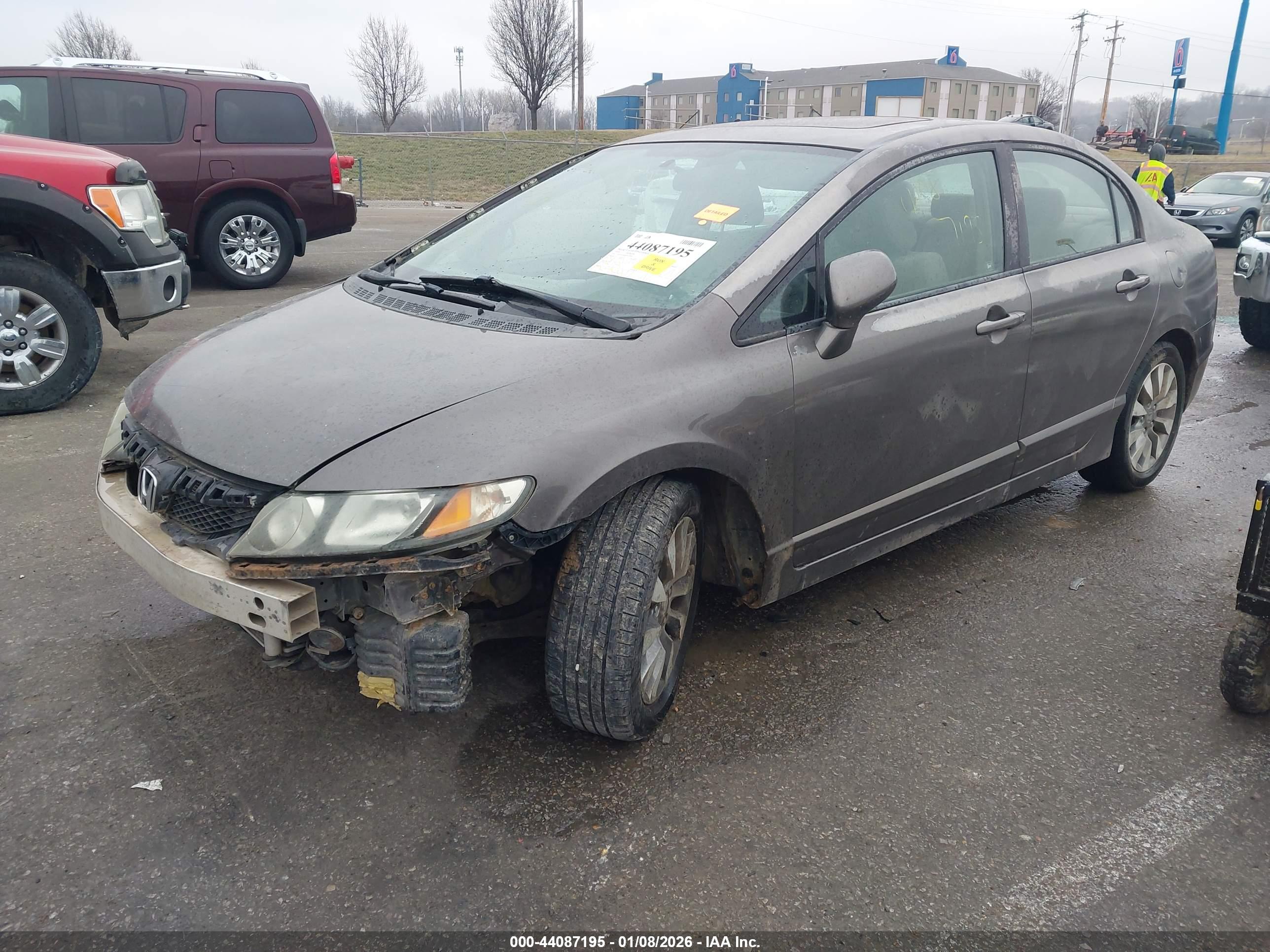 HONDA CIVIC image 2