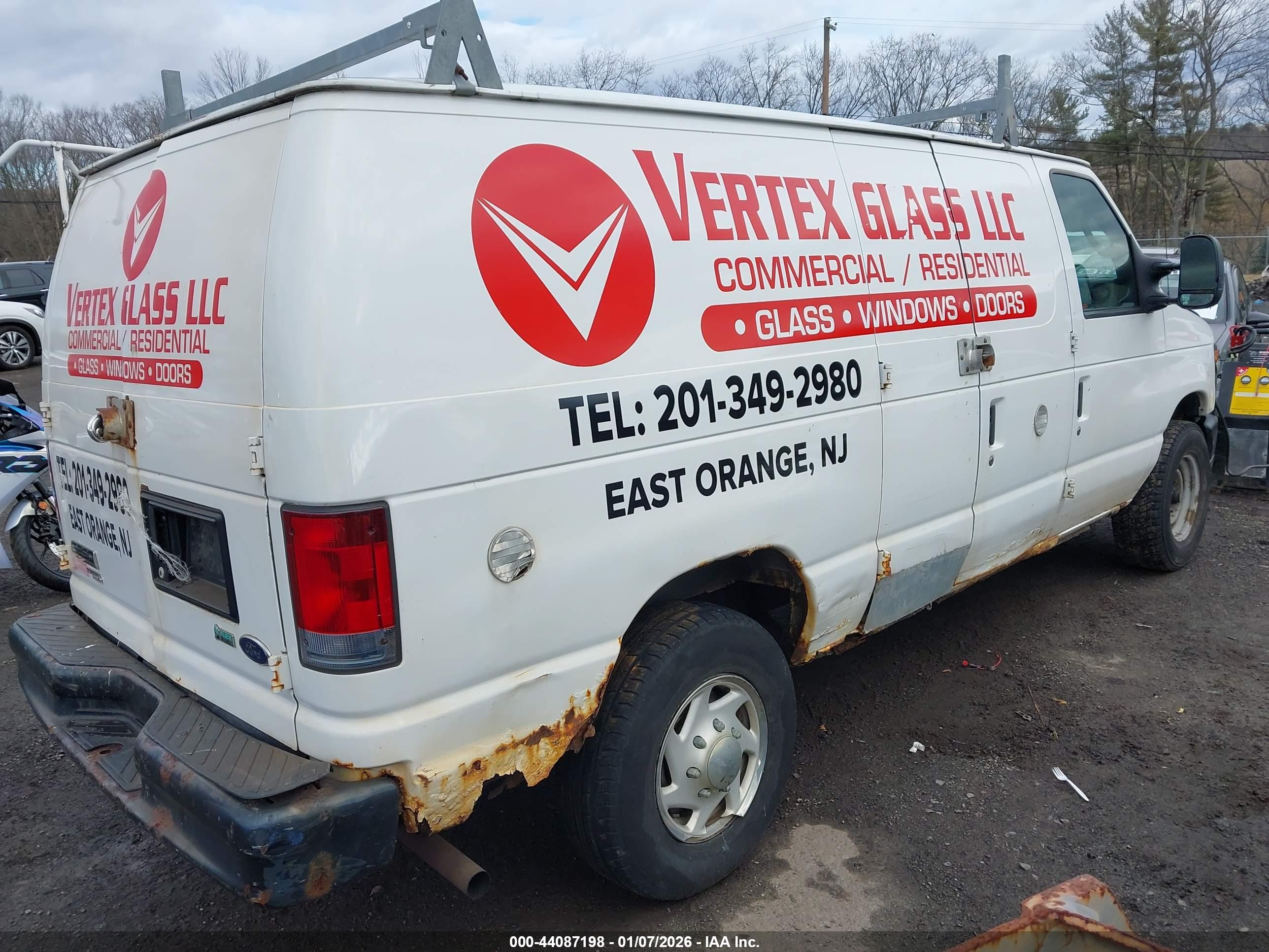 FORD E-250 image 4