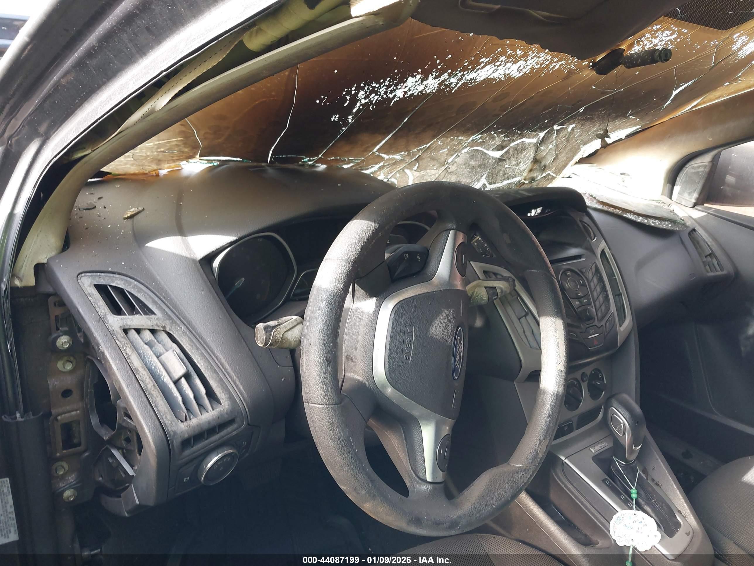 FORD FOCUS image 7