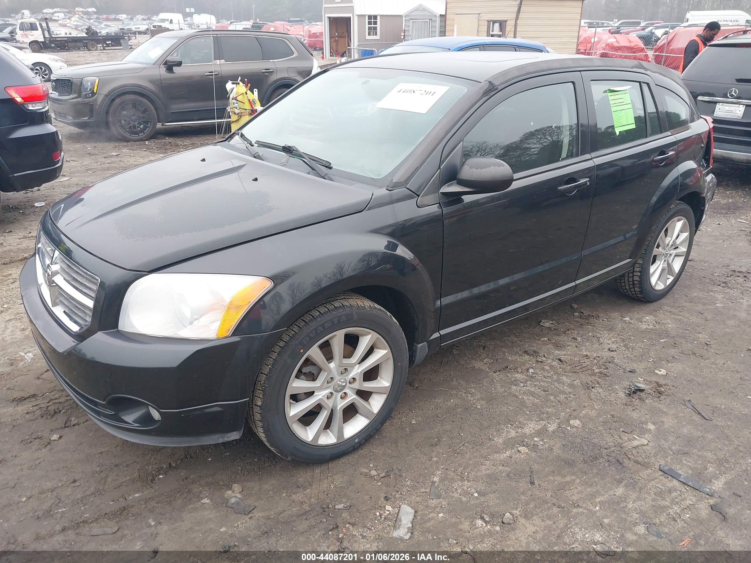 DODGE CALIBER image 2