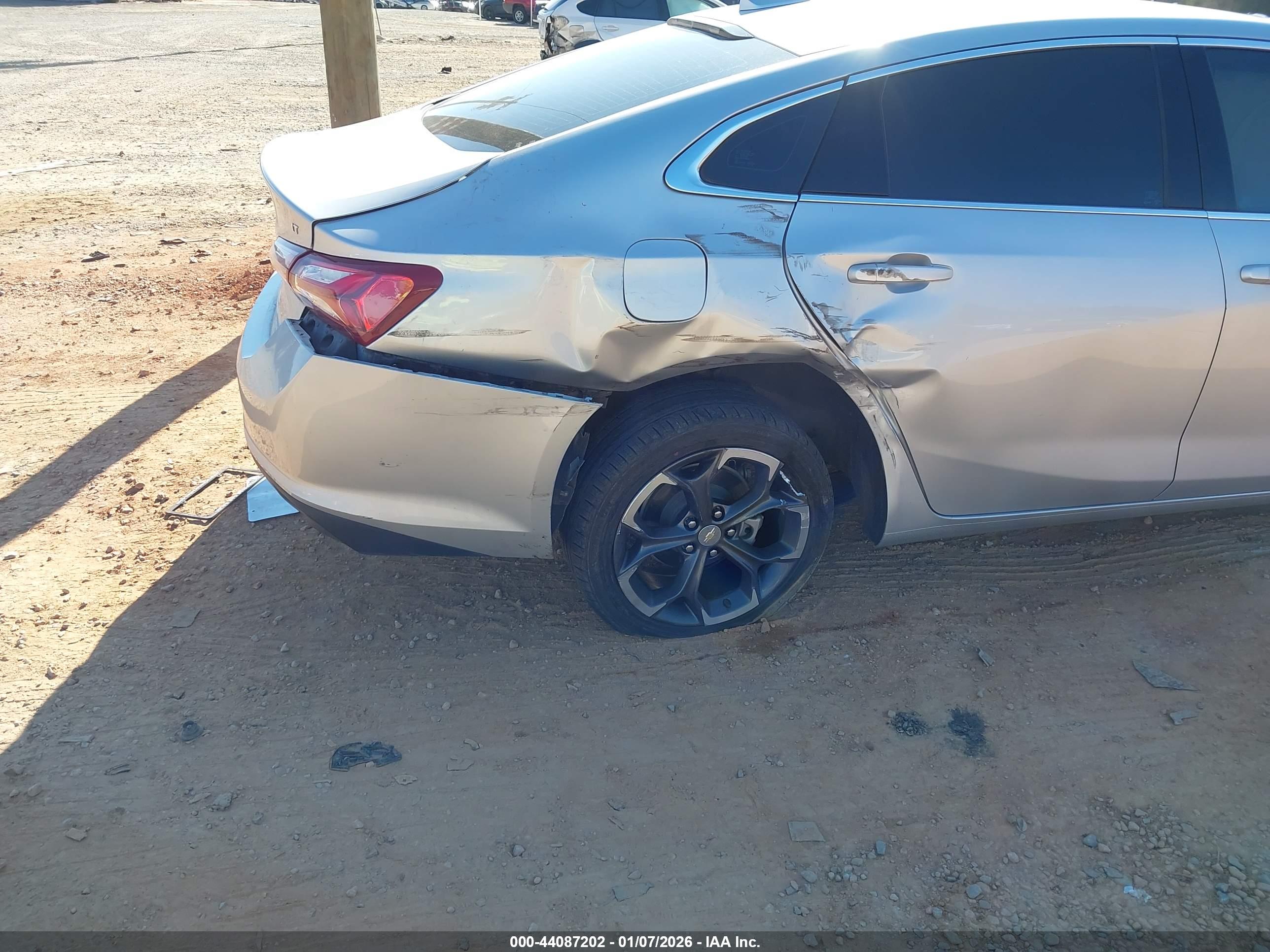 CHEVROLET MALIBU image 6