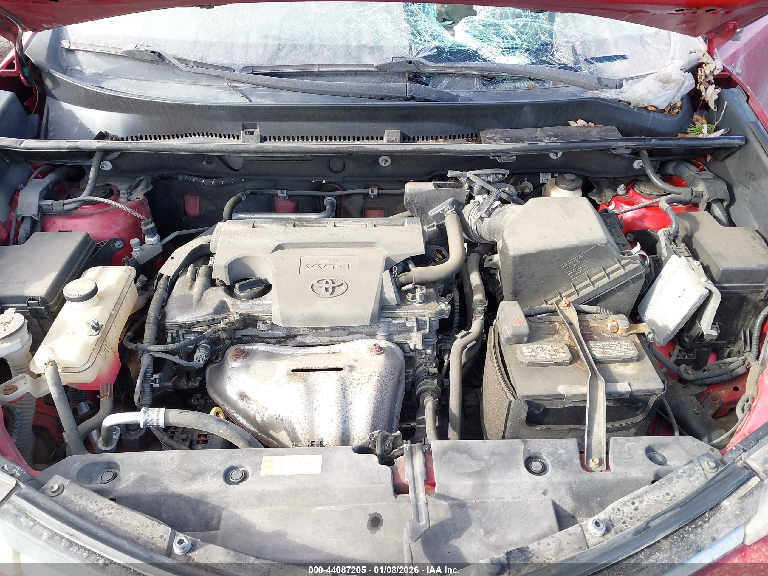 TOYOTA RAV4 image 10