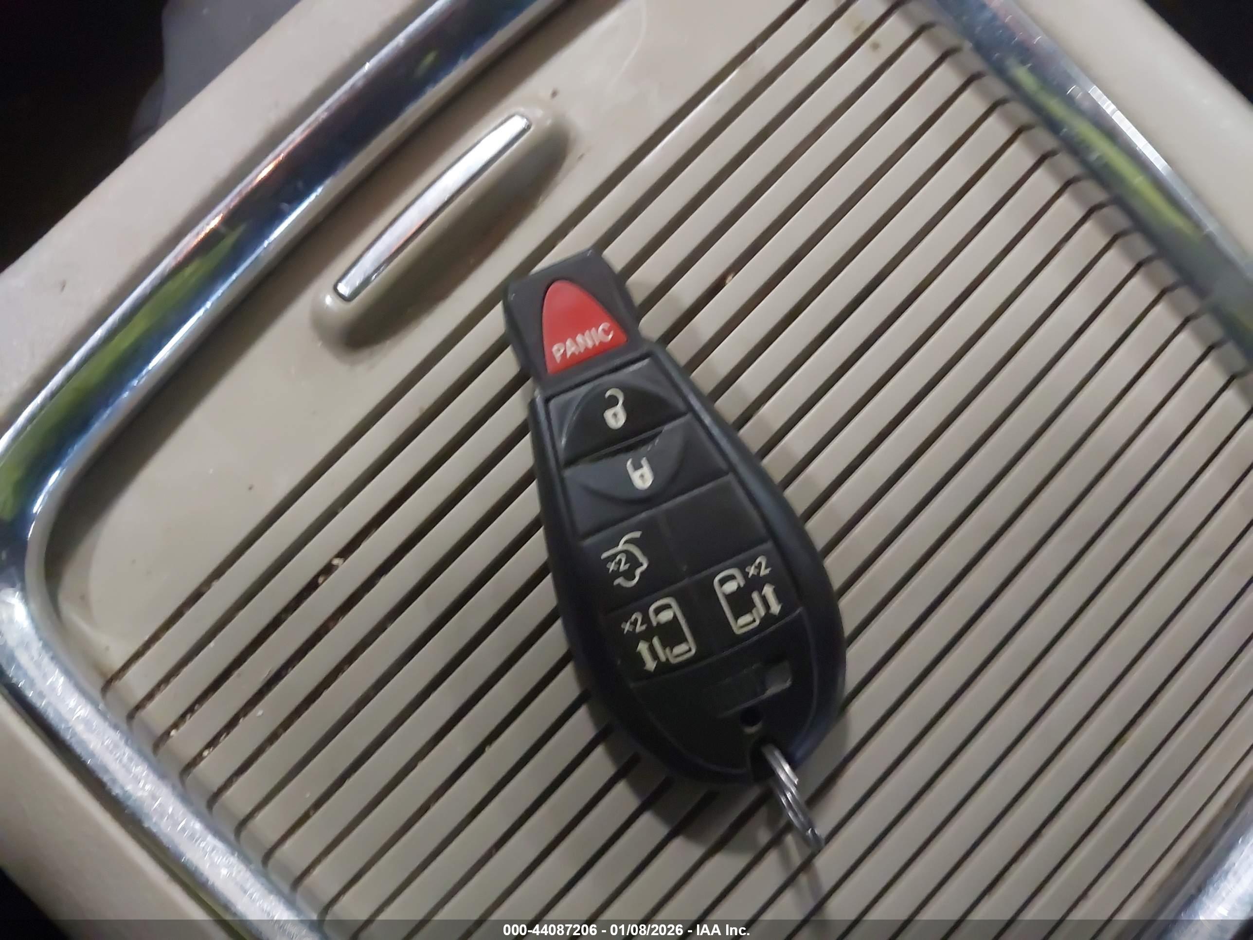 DODGE GRAND image 11