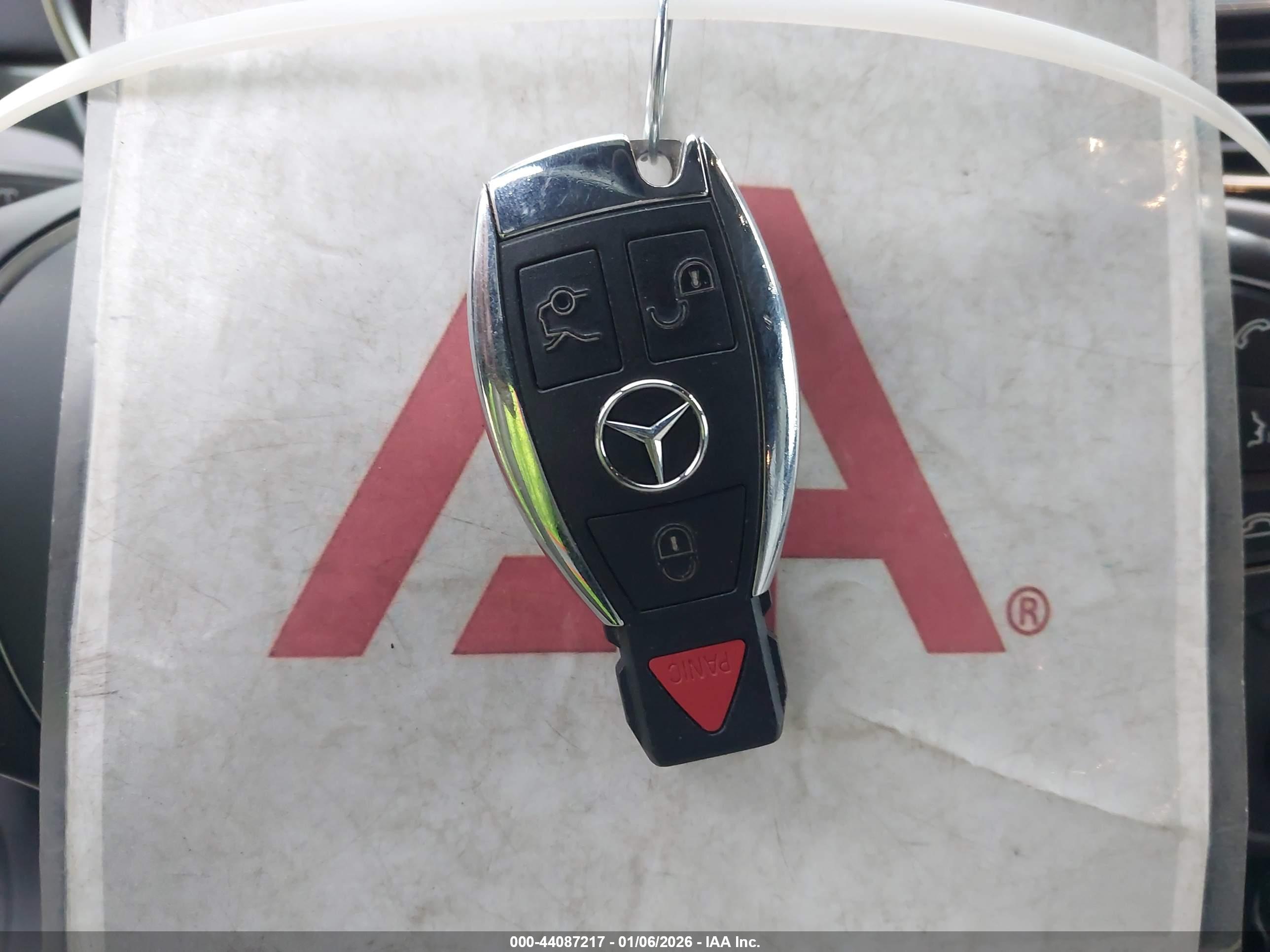 MERCEDES-BENZ GLS image 11
