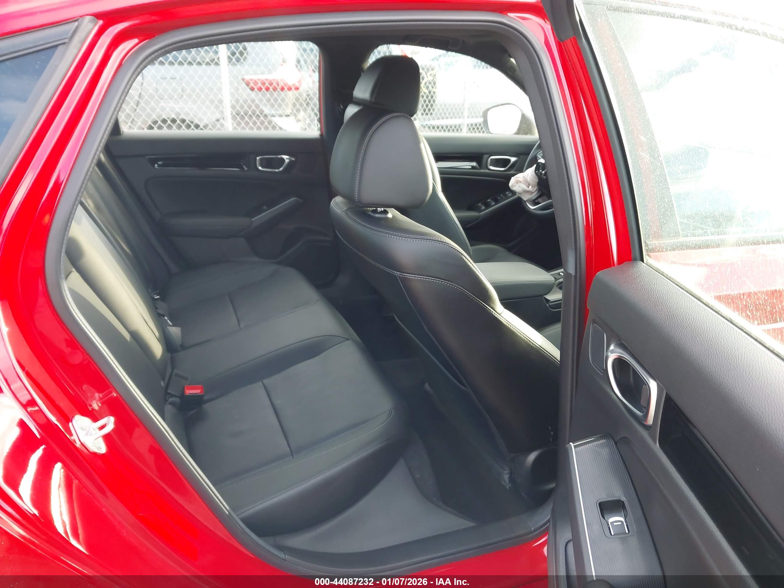 HONDA CIVIC image 8