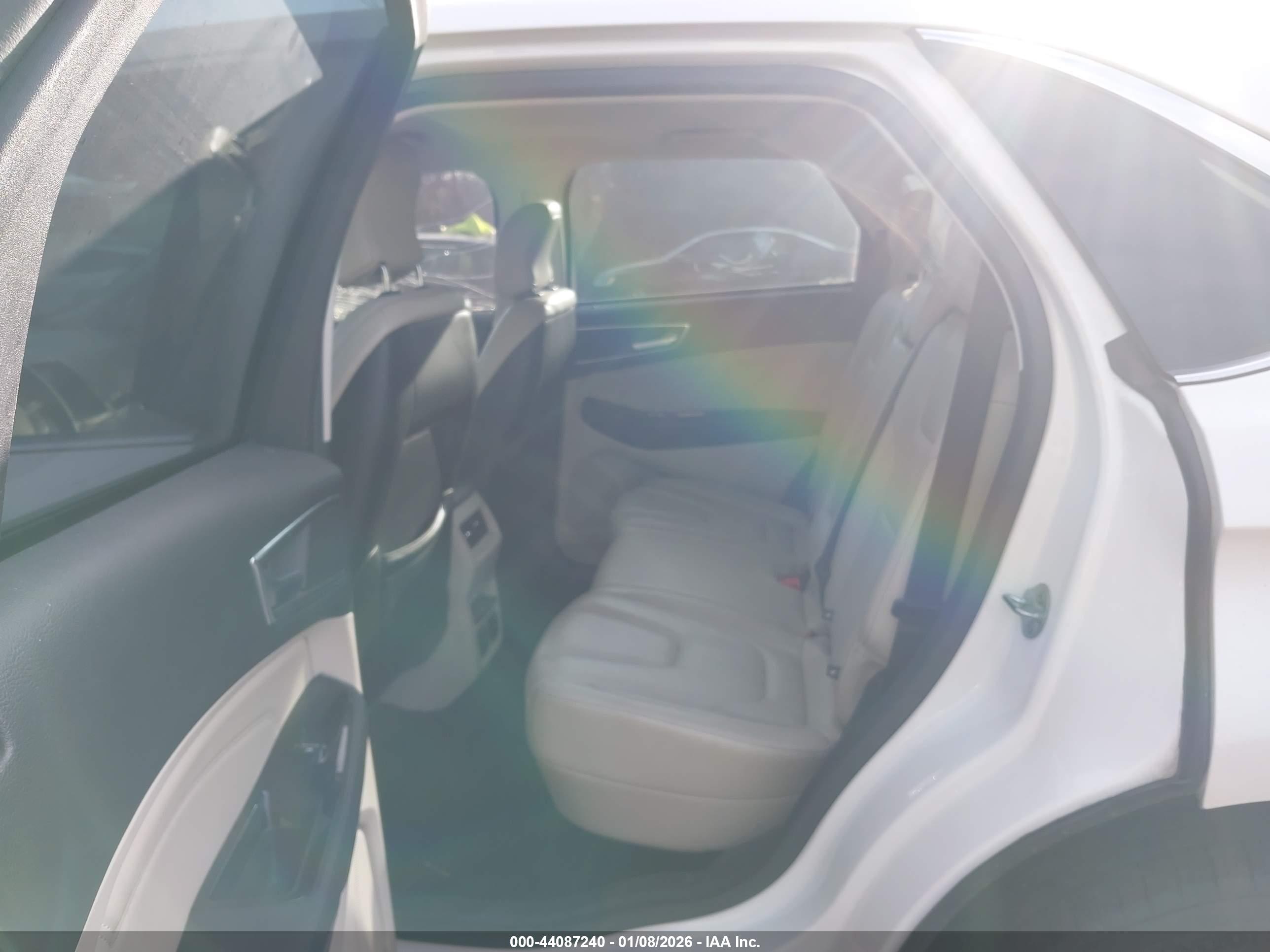 FORD EDGE image 8