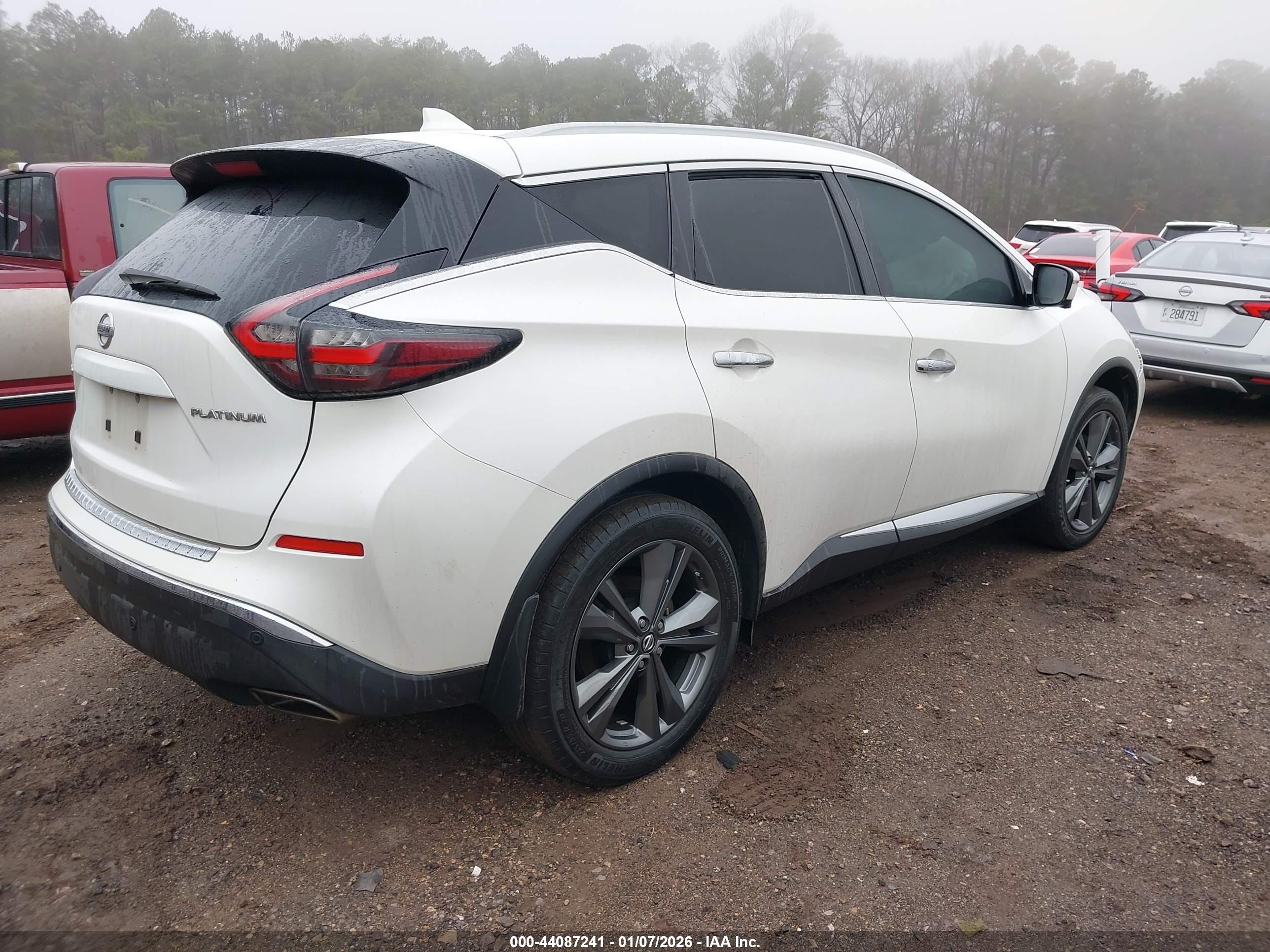 NISSAN MURANO image 4