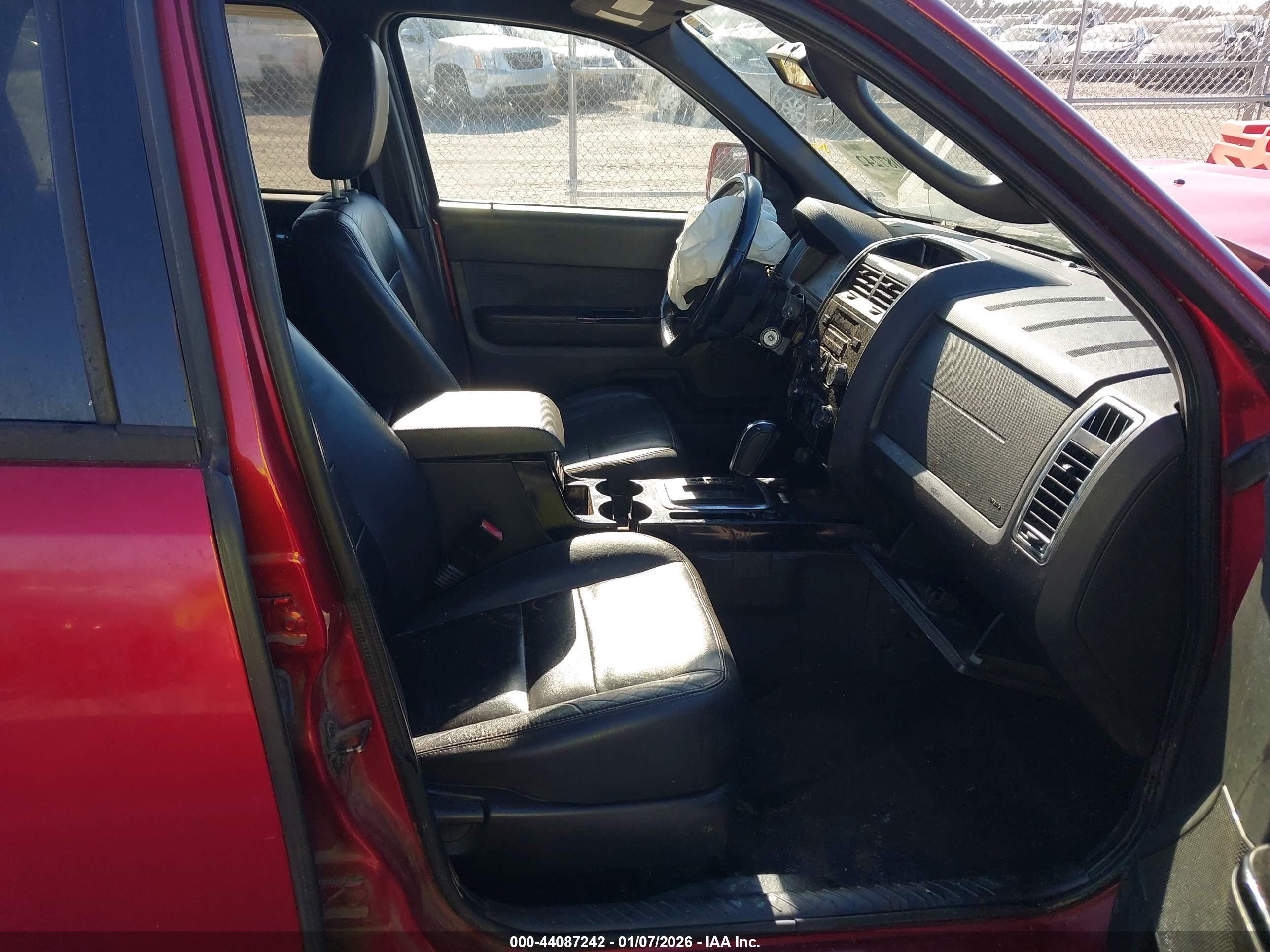 FORD ESCAPE image 5