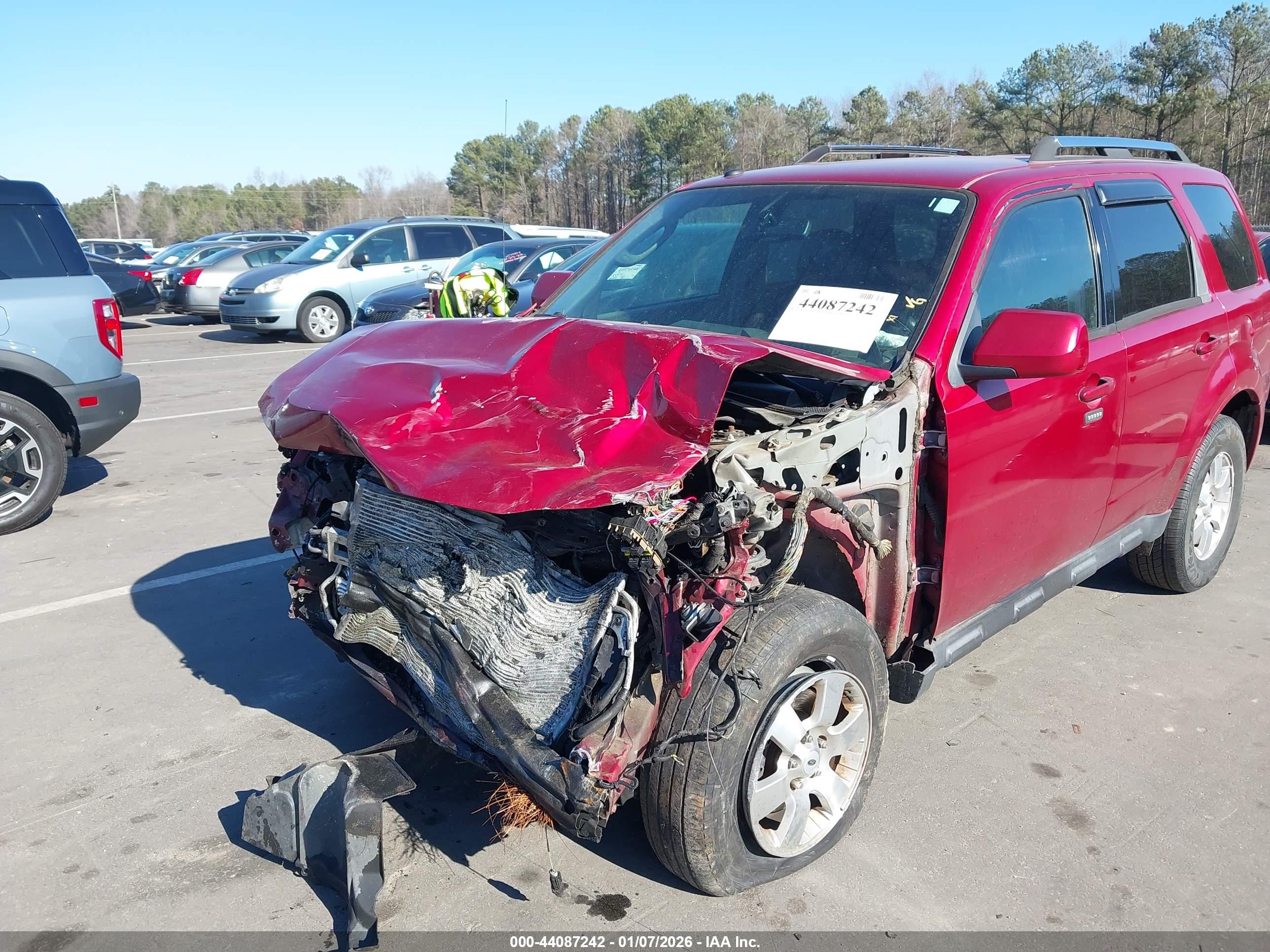 FORD ESCAPE image 6