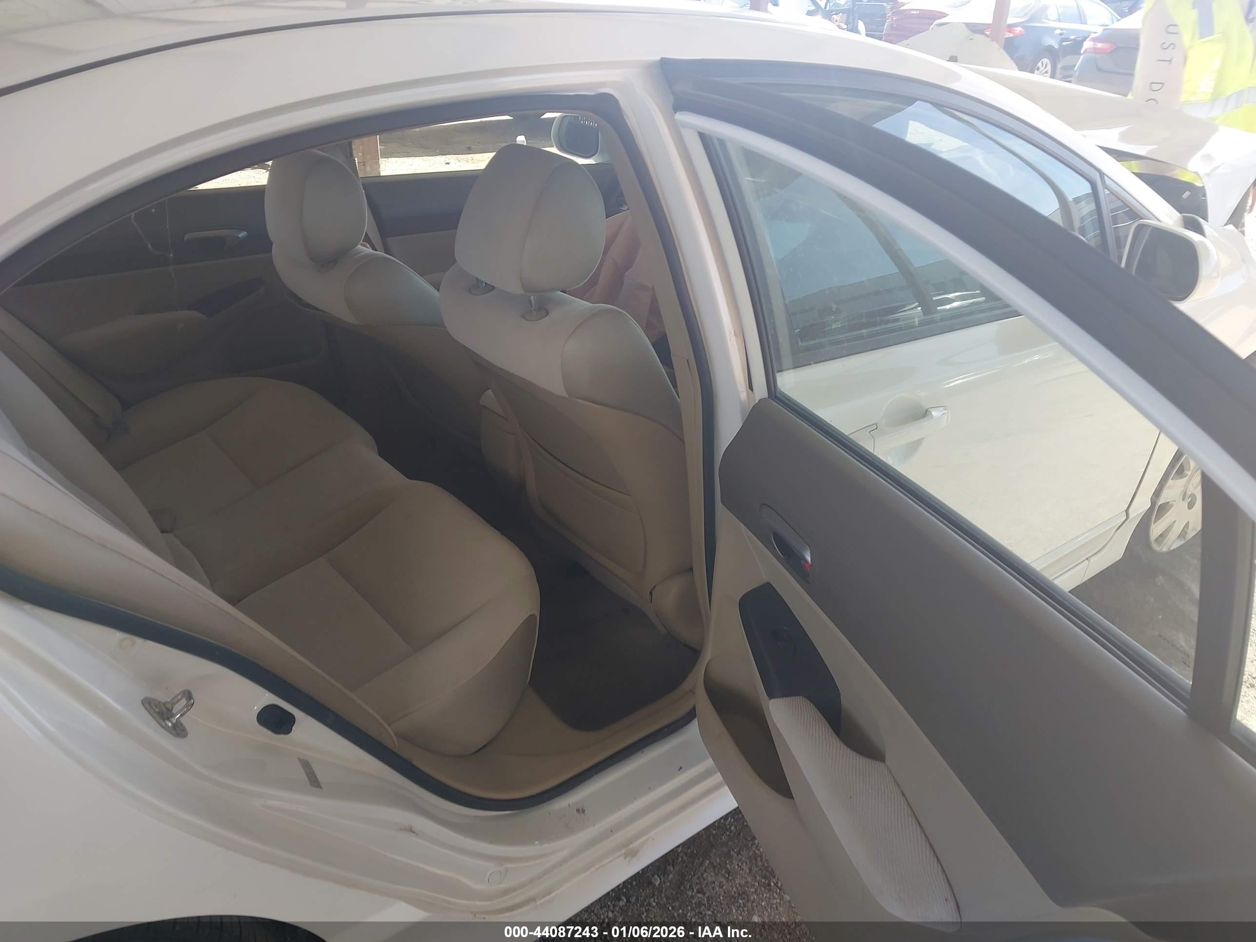 HONDA CIVIC image 8