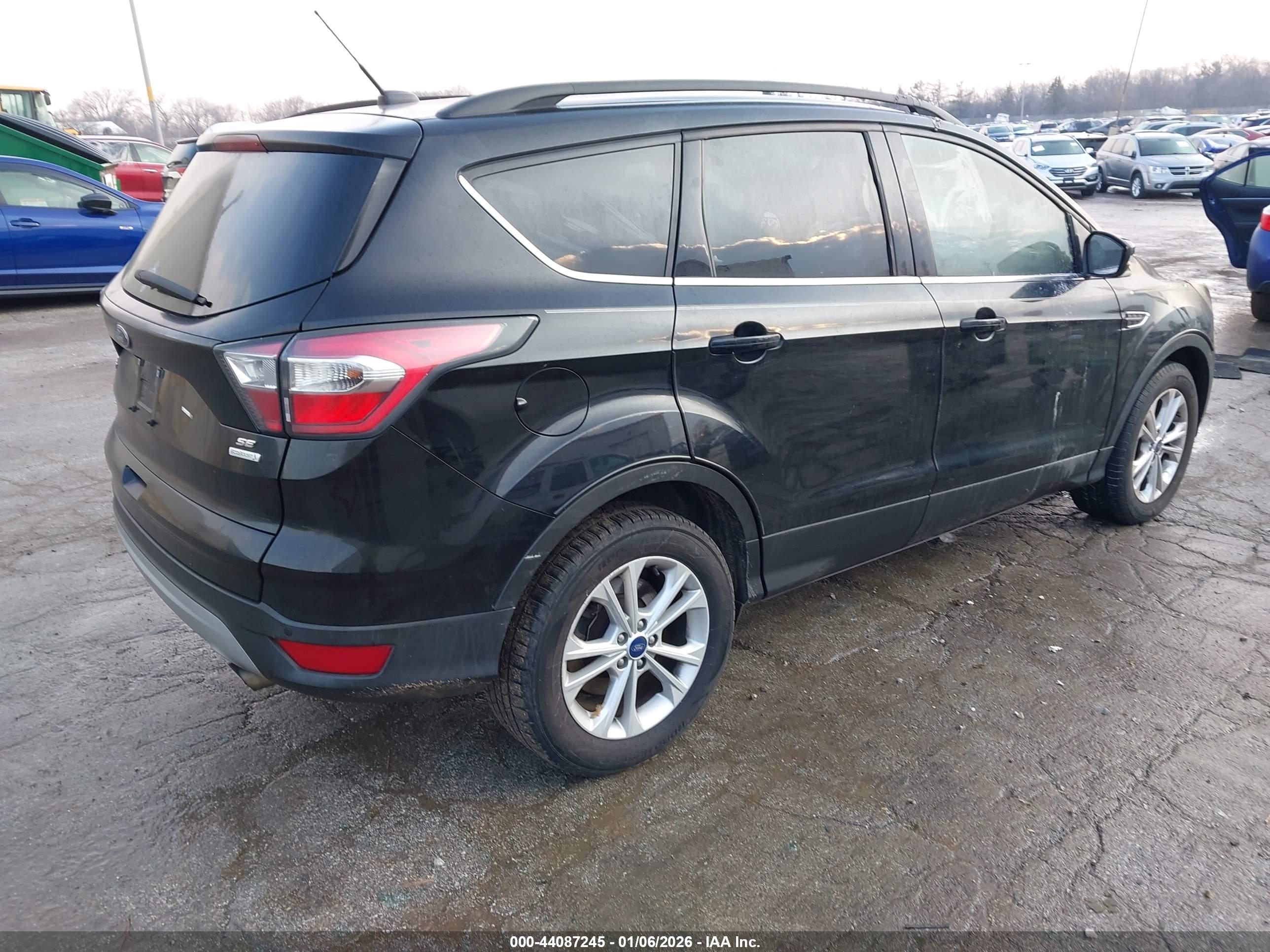 FORD ESCAPE image 4
