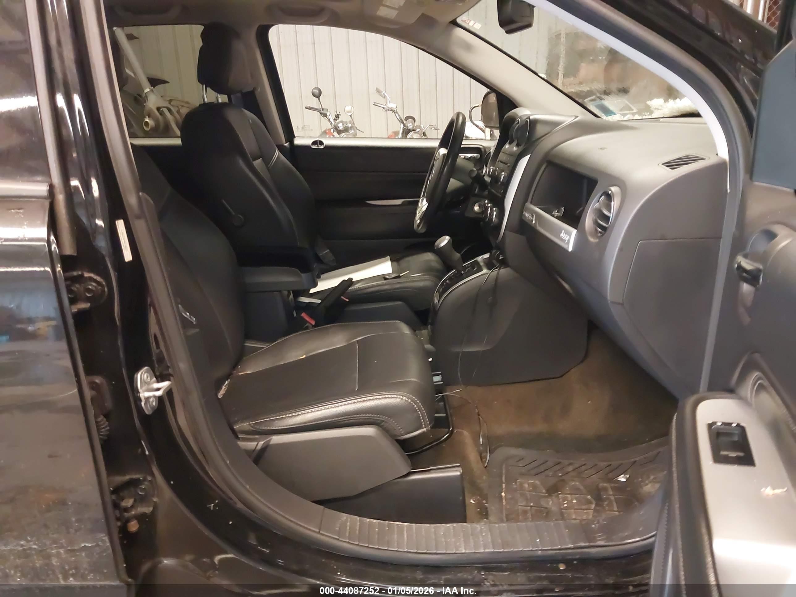 JEEP COMPASS image 5