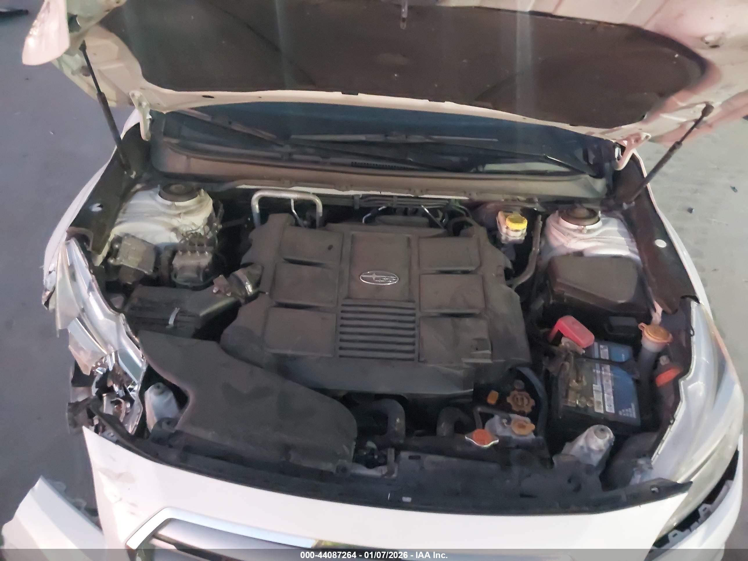 SUBARU OUTBACK image 10