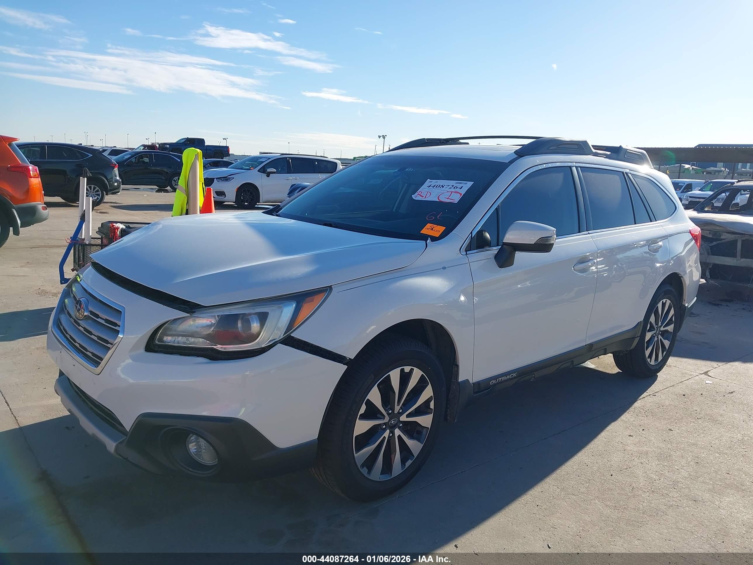 SUBARU OUTBACK image 2