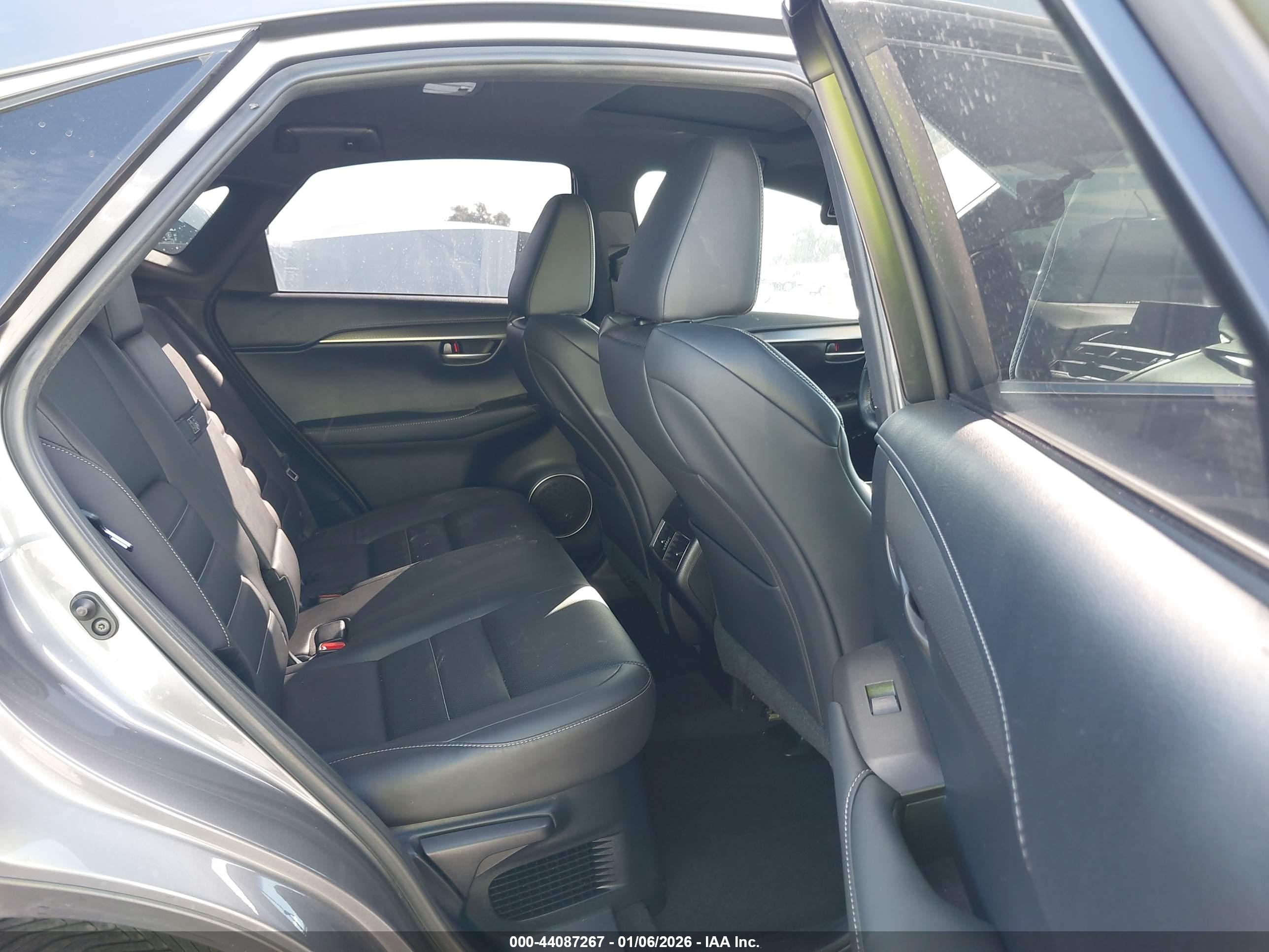 LEXUS NX image 8