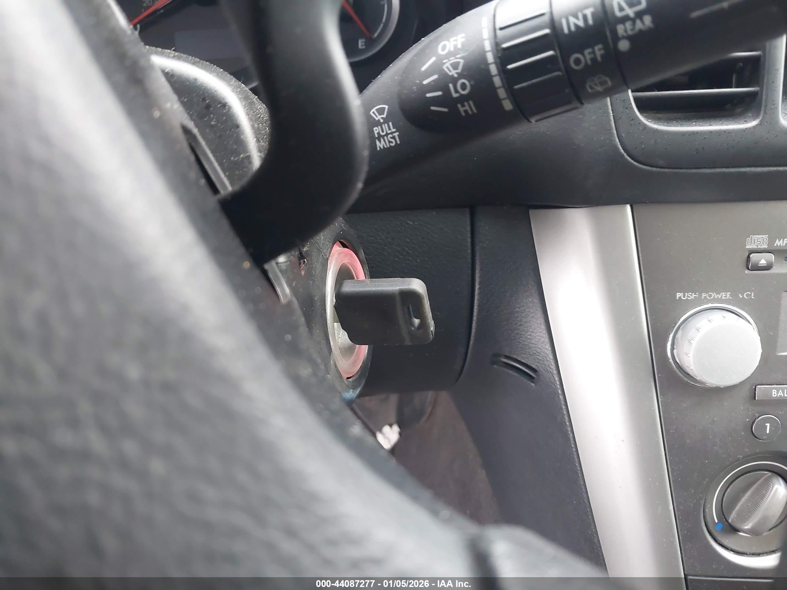 SUBARU OUTBACK image 11