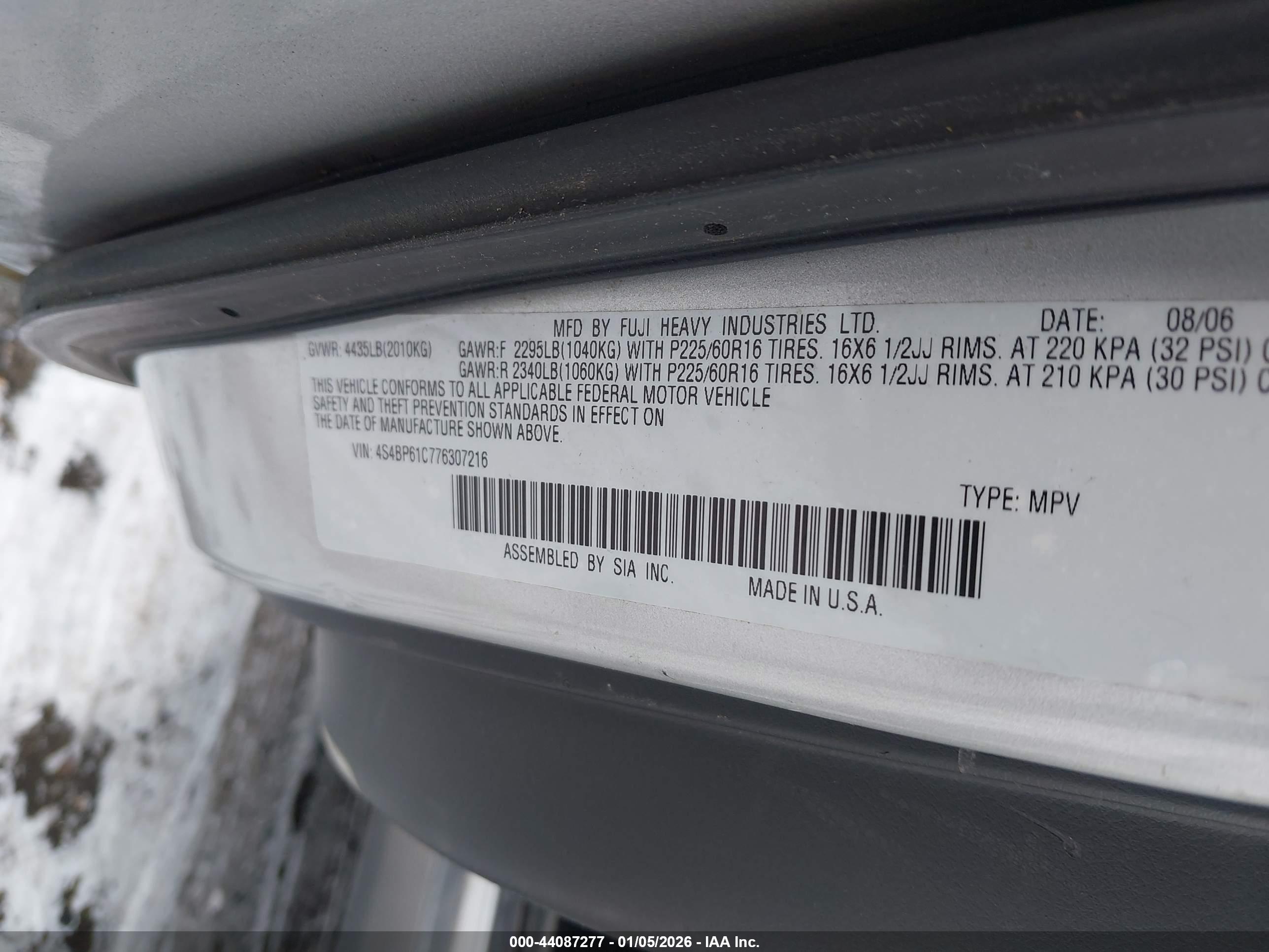 SUBARU OUTBACK image 9
