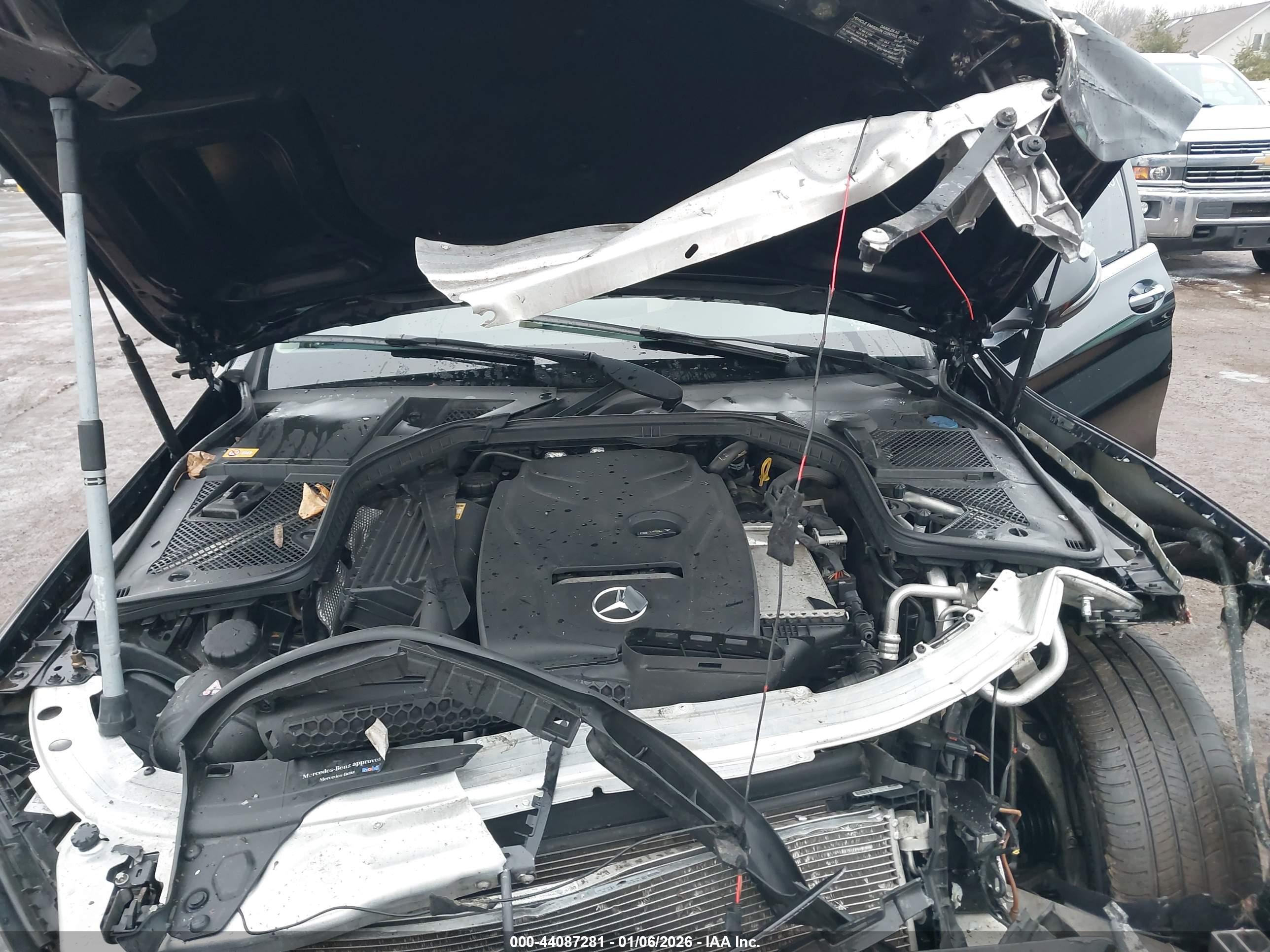 MERCEDES-BENZ C image 10
