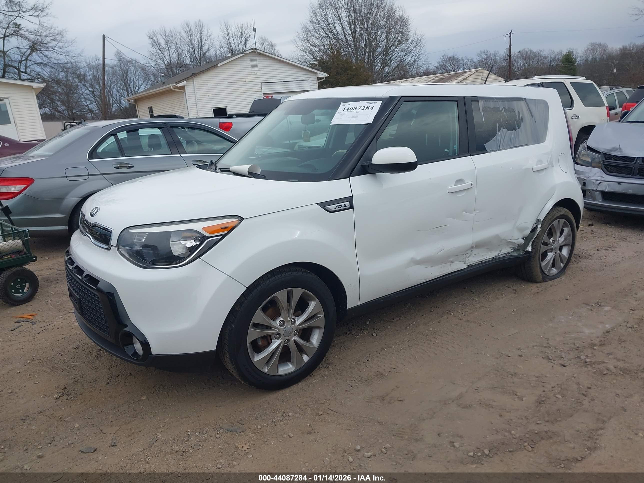 KIA SOUL image 2
