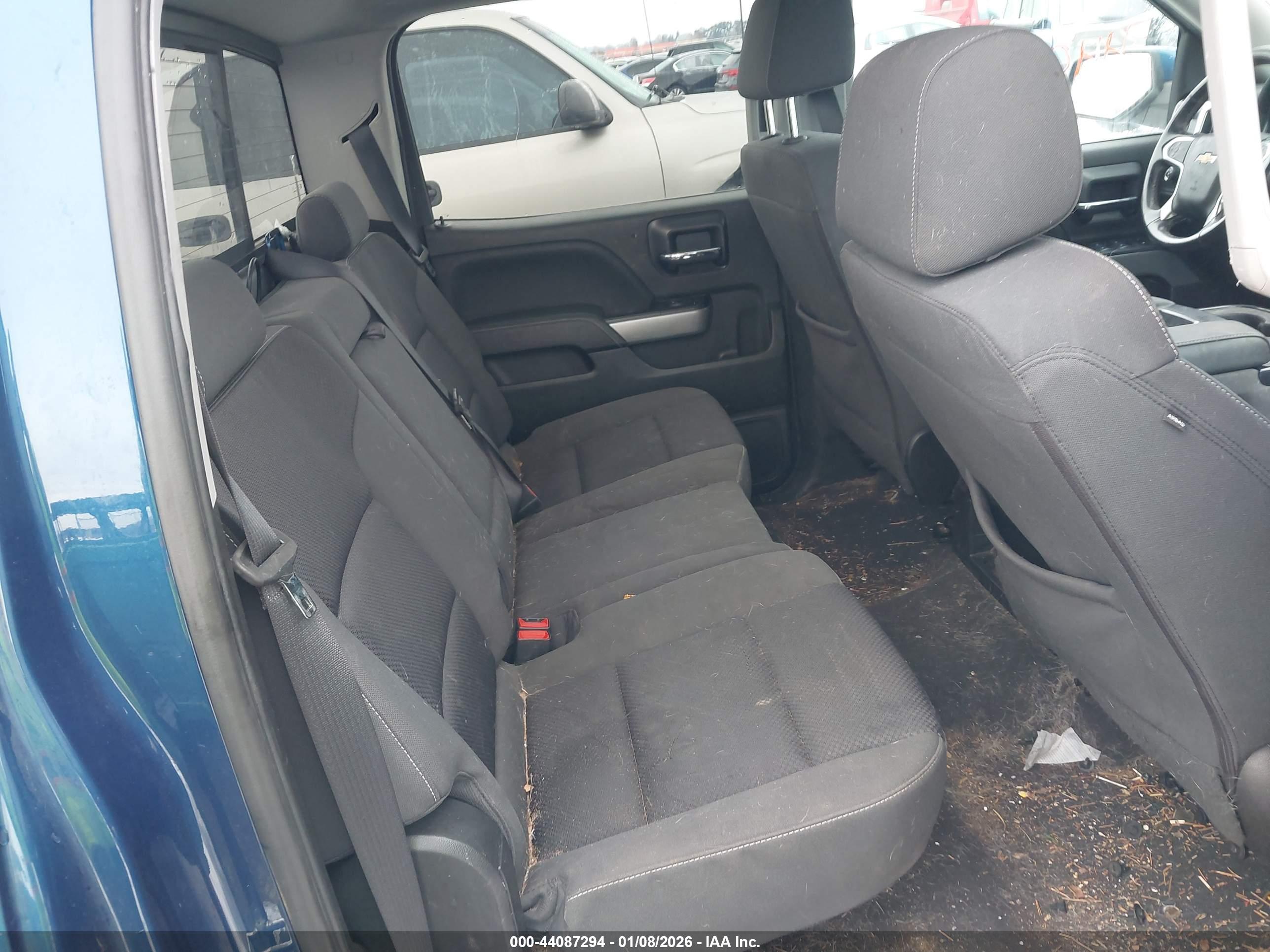 CHEVROLET SILVERADO image 8