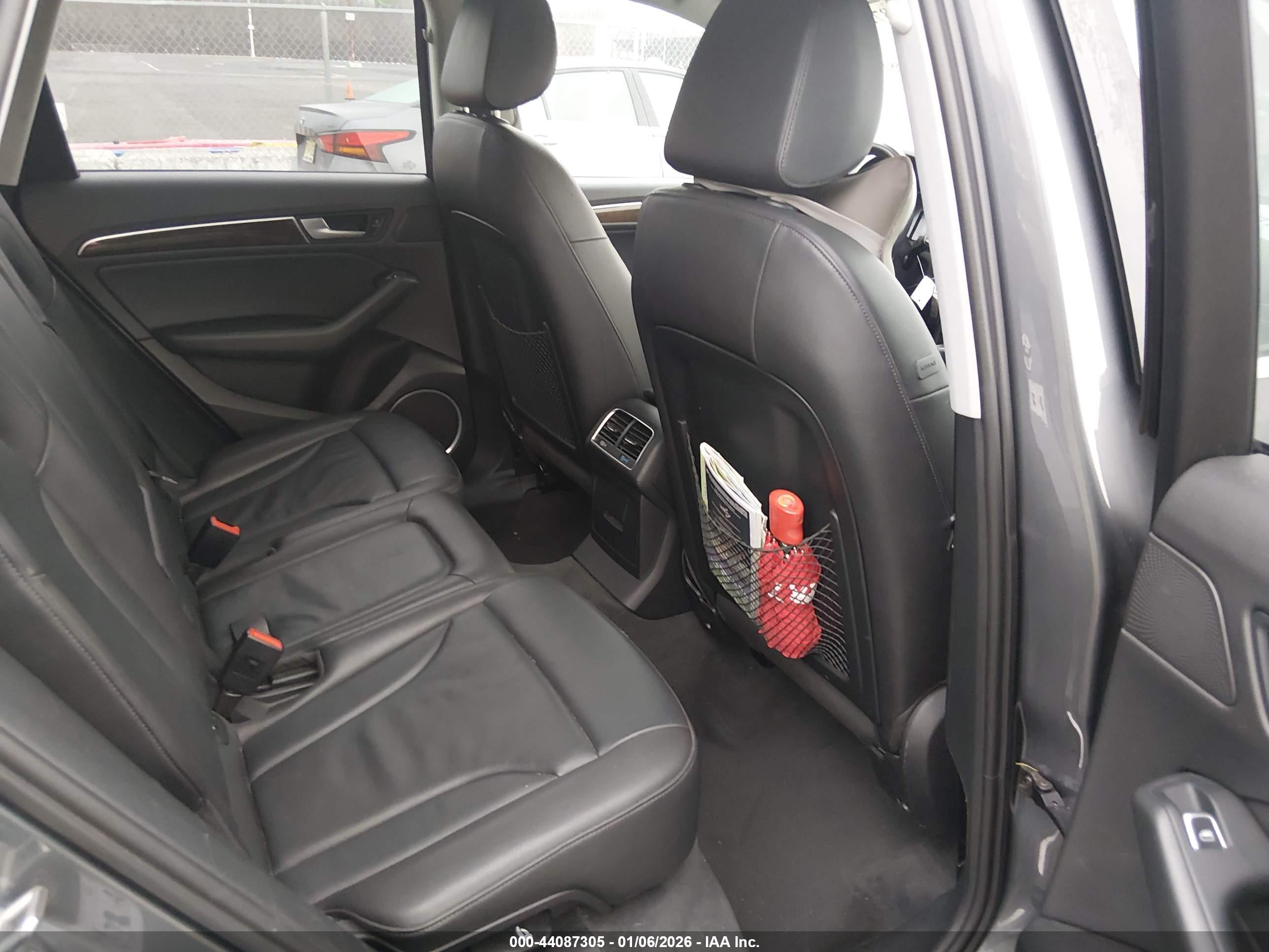 AUDI Q5 image 8