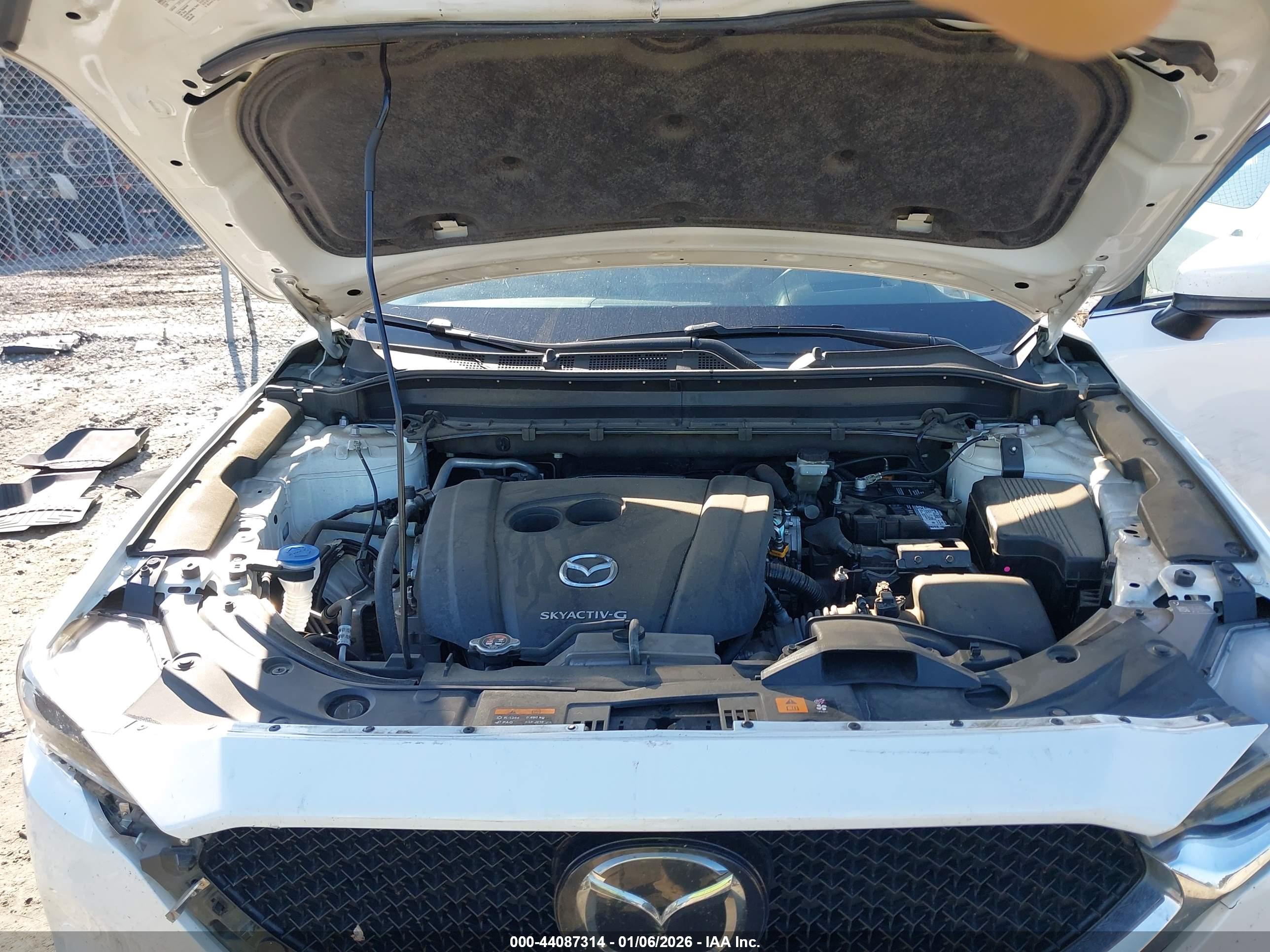 MAZDA CX-5 image 10