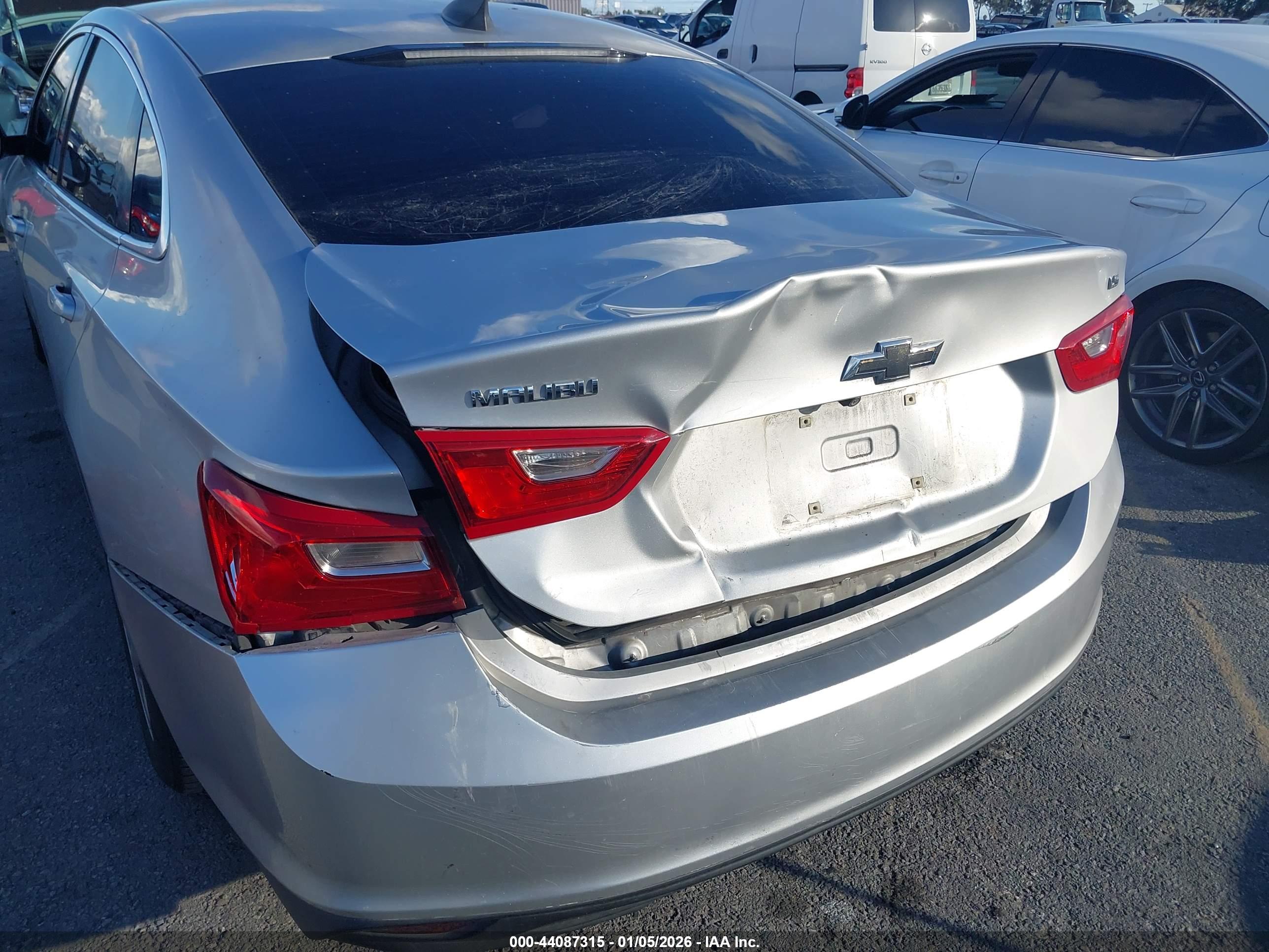 CHEVROLET MALIBU image 6