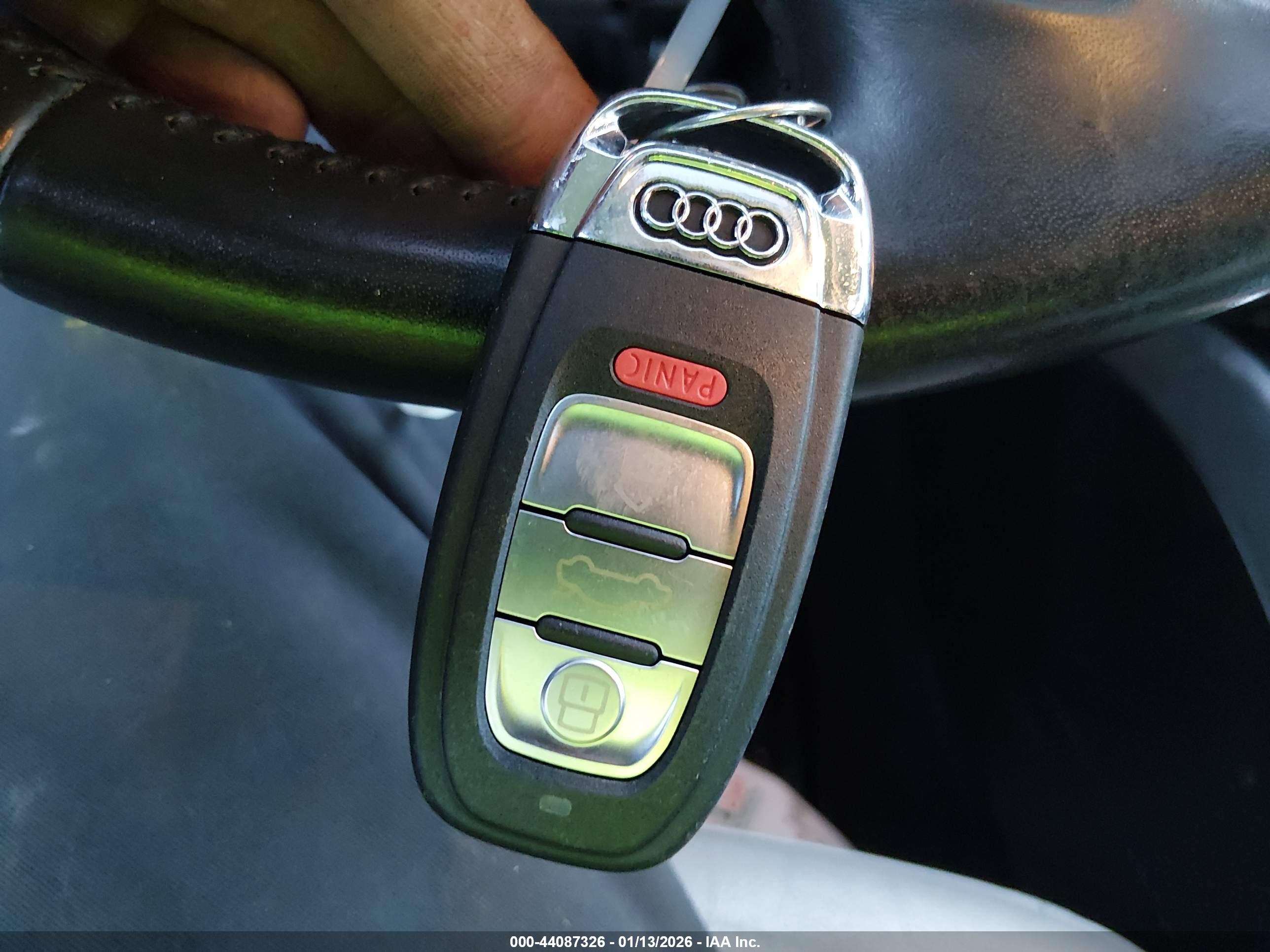 AUDI A4 image 11