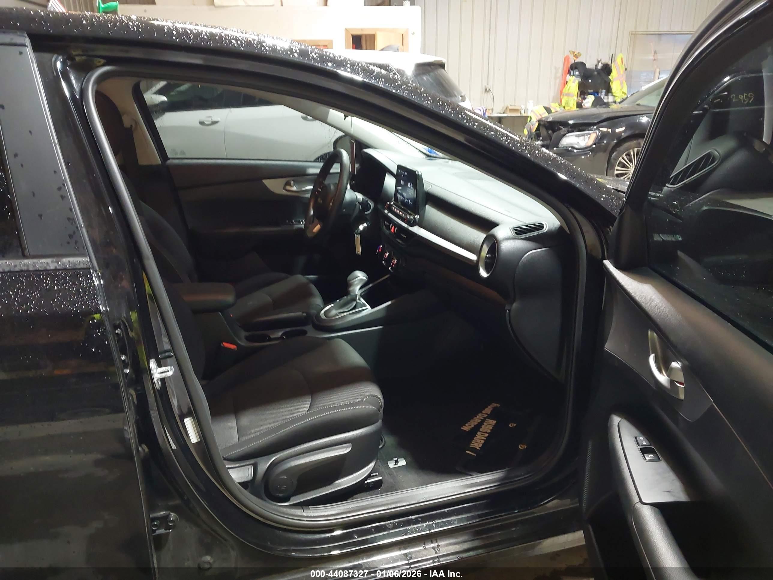 KIA FORTE image 5
