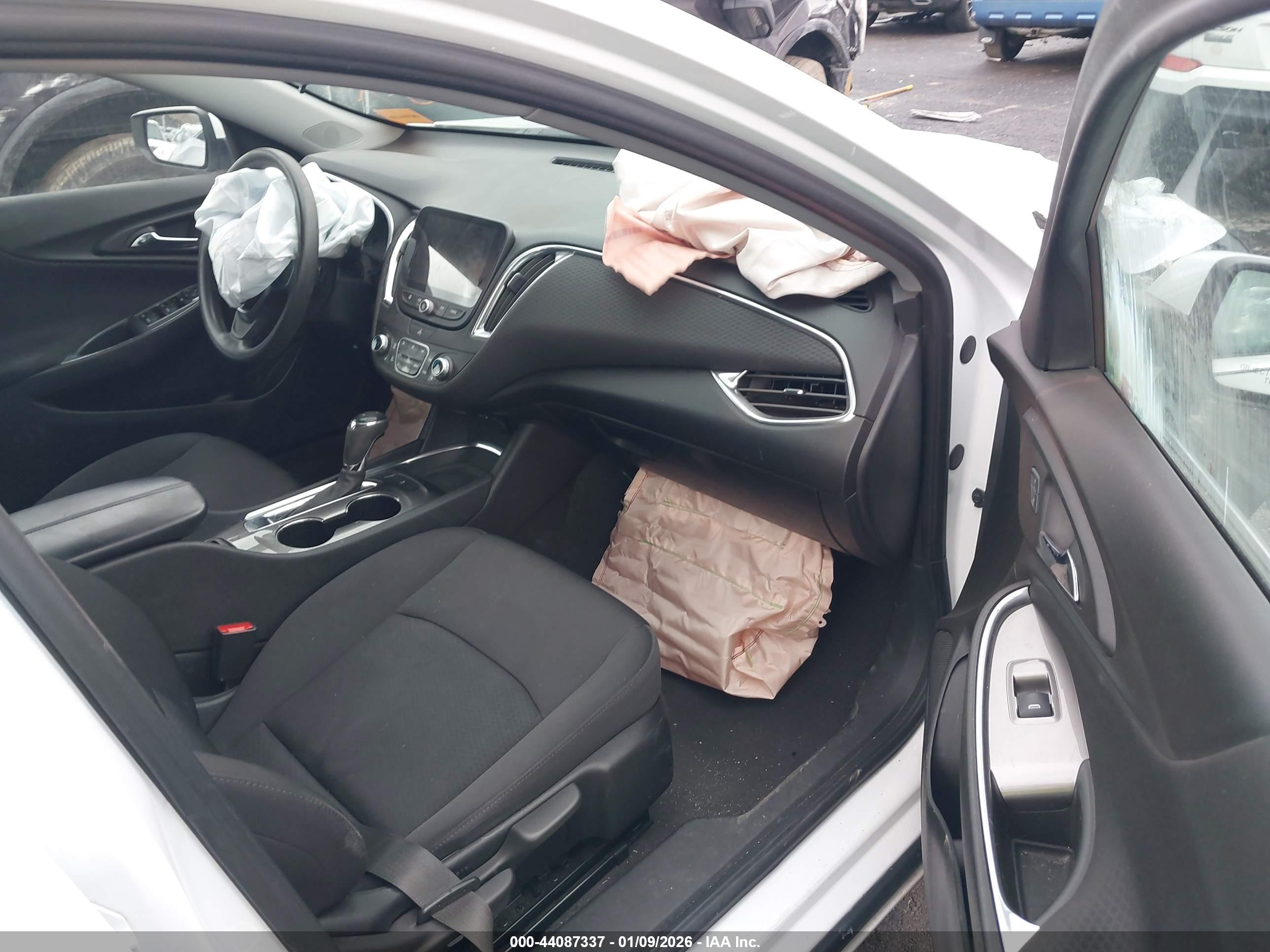 CHEVROLET MALIBU image 5